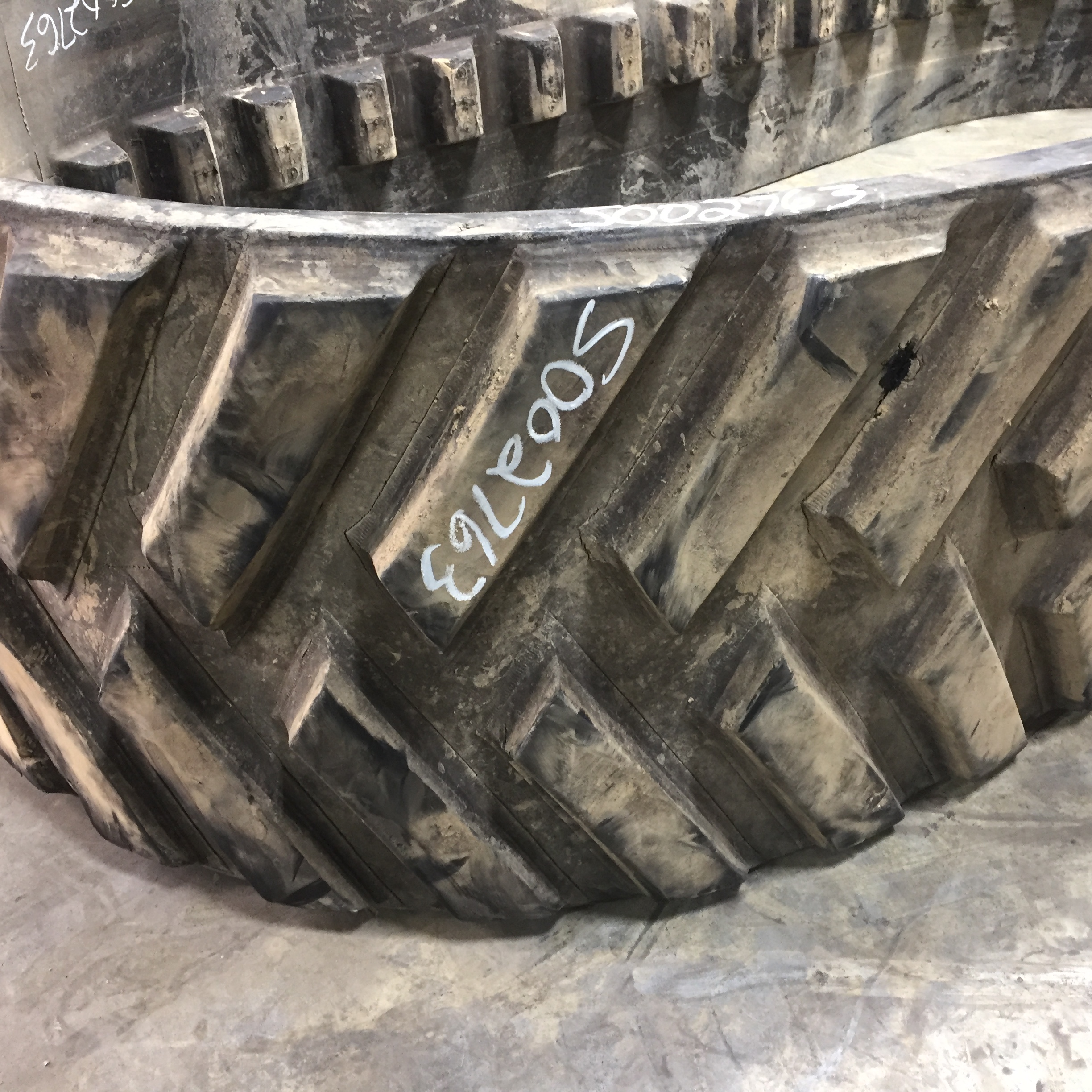 24'' Camoplast 6500 General Ag Track for John Deere 9RX S002763