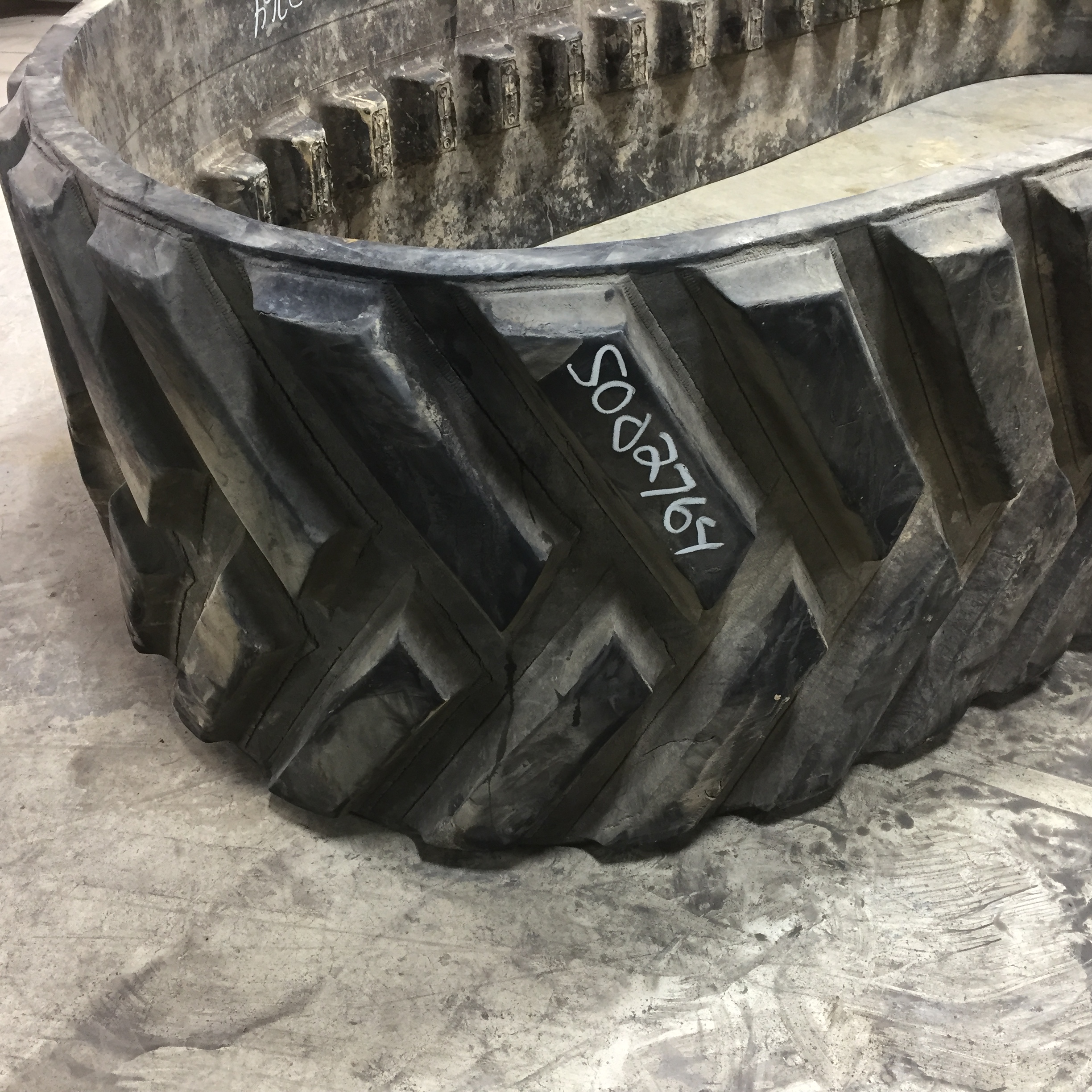 24'' Camoplast 6500 General Ag Track for John Deere 9RX S002764