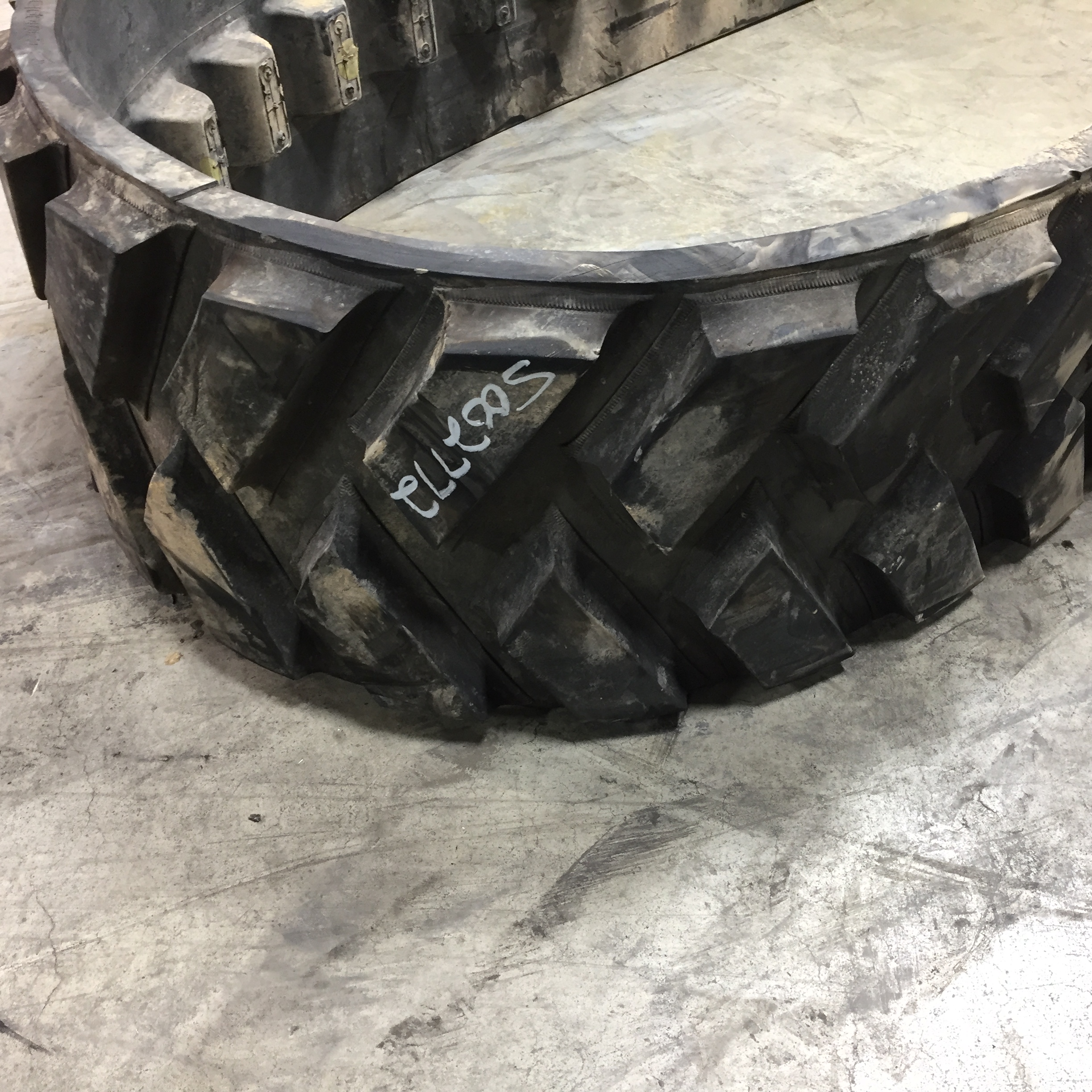 18'' Camoplast 4500 High Roading Track for John Deere 9RX S002772