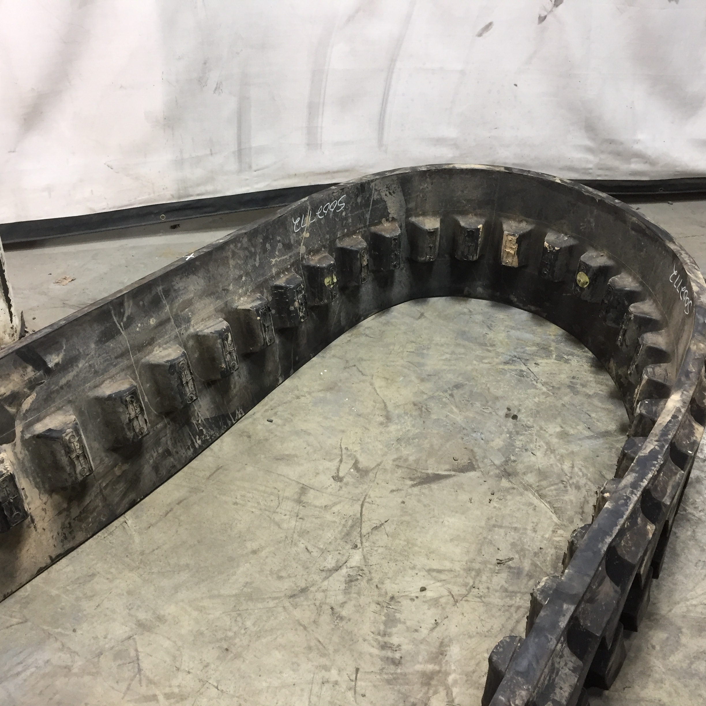 18'' Camoplast 4500 High Roading Track for John Deere 9RX S002772