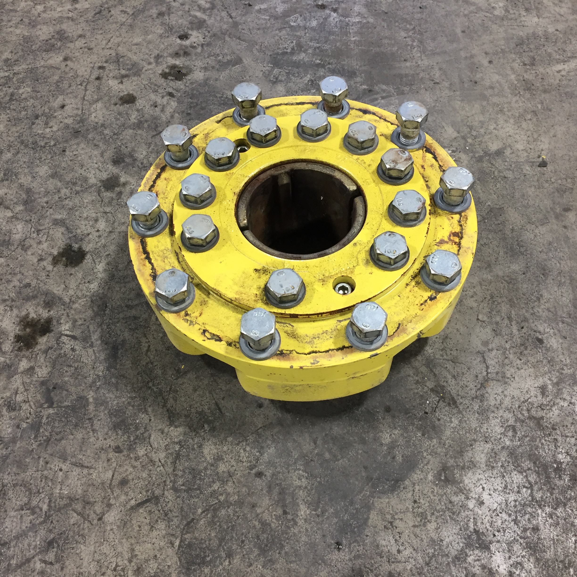 10 Bolt Wedg-Lok OE Style Dual Hub T007752