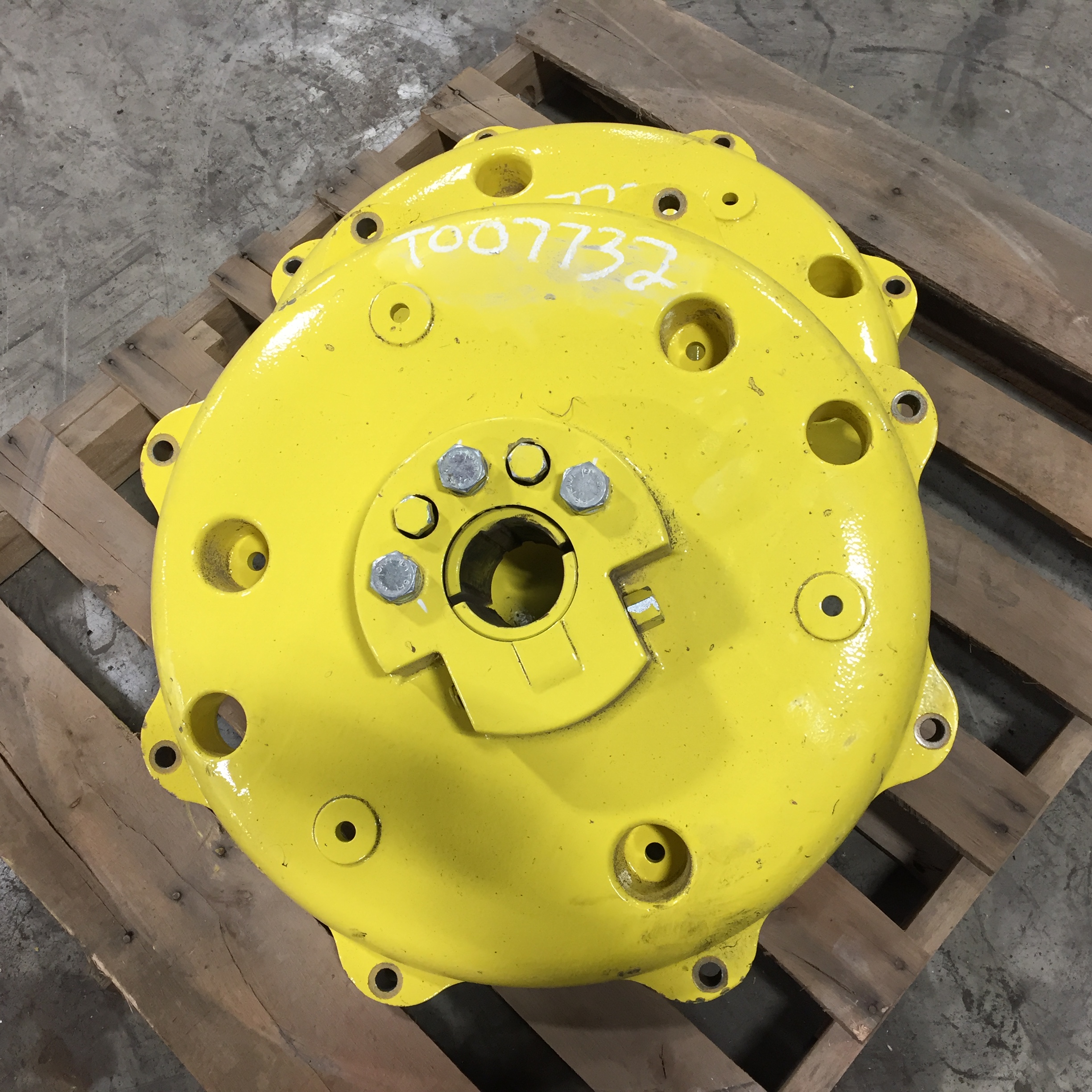 34'' Stub Disc Rim Center T007732