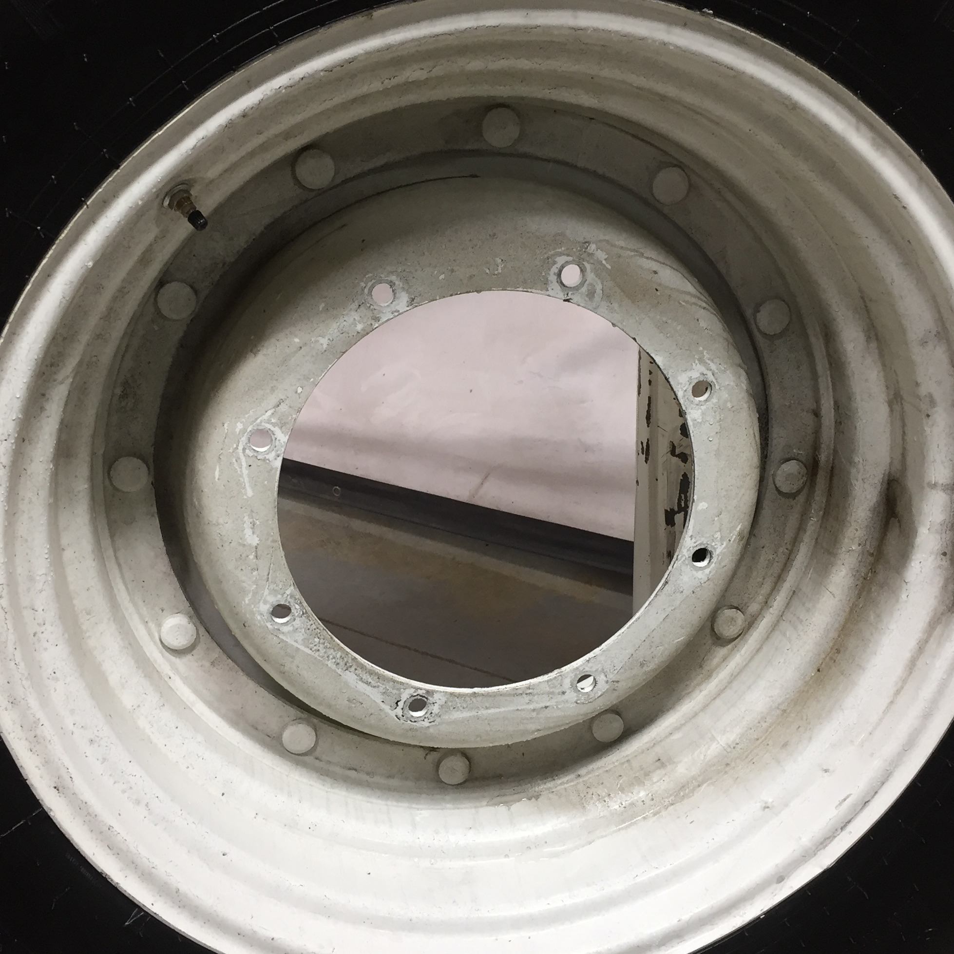 30'' Stub Disc Rim Center WT007762CTR