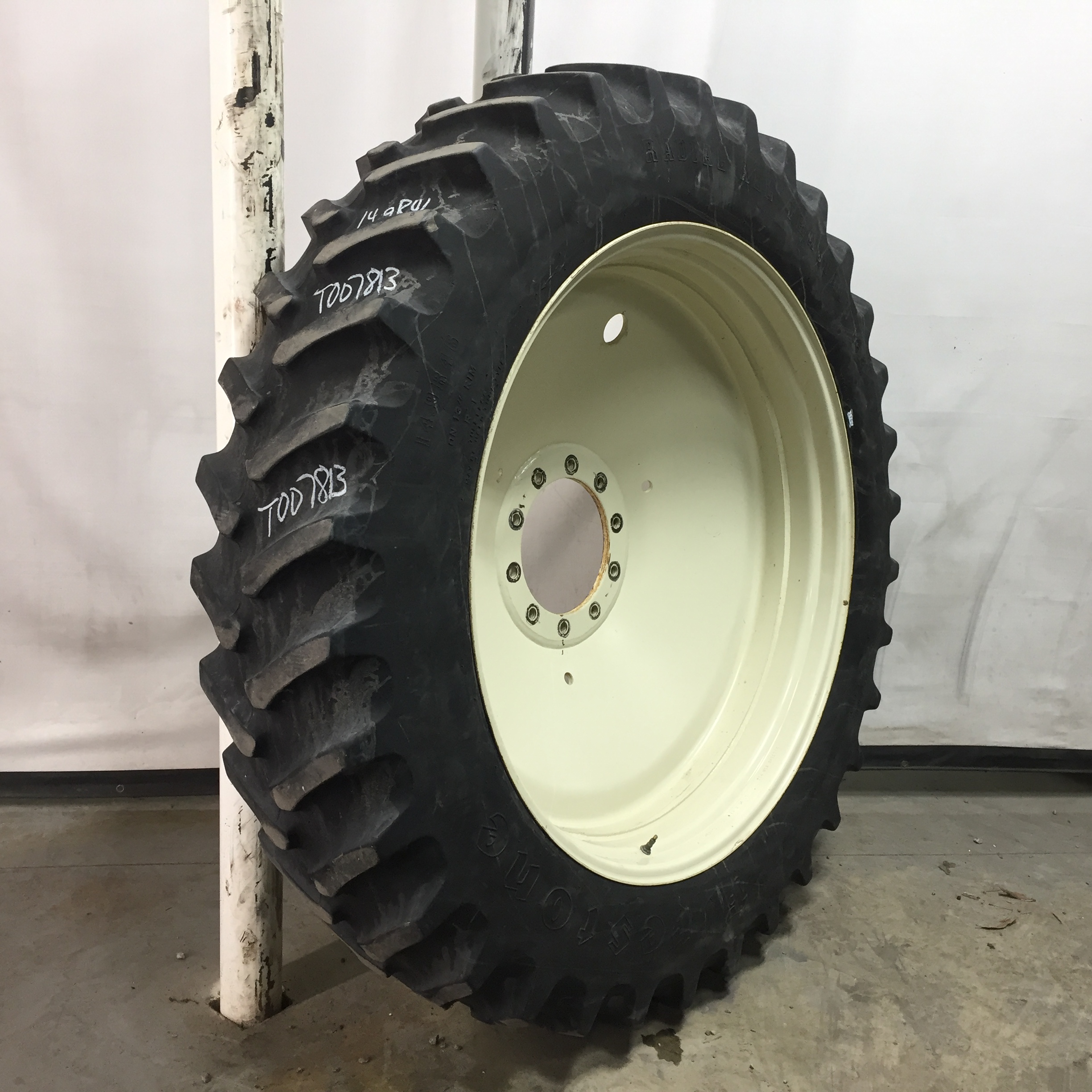 46''D x 13''W Formed Plate W/Weight Holes Wheel WT007813