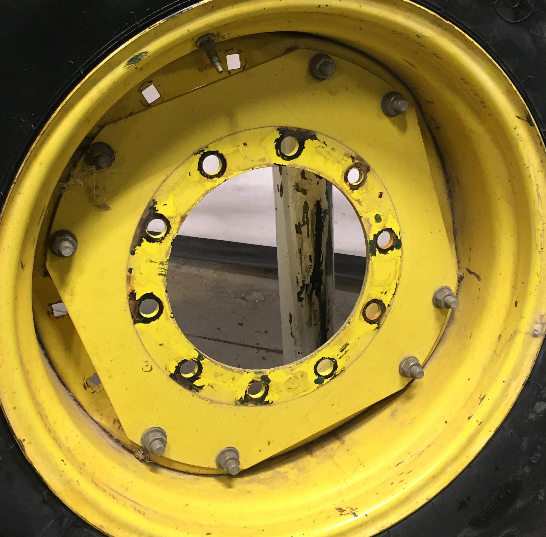 Waffle Wheel (Groups of 2 bolts) WT007801