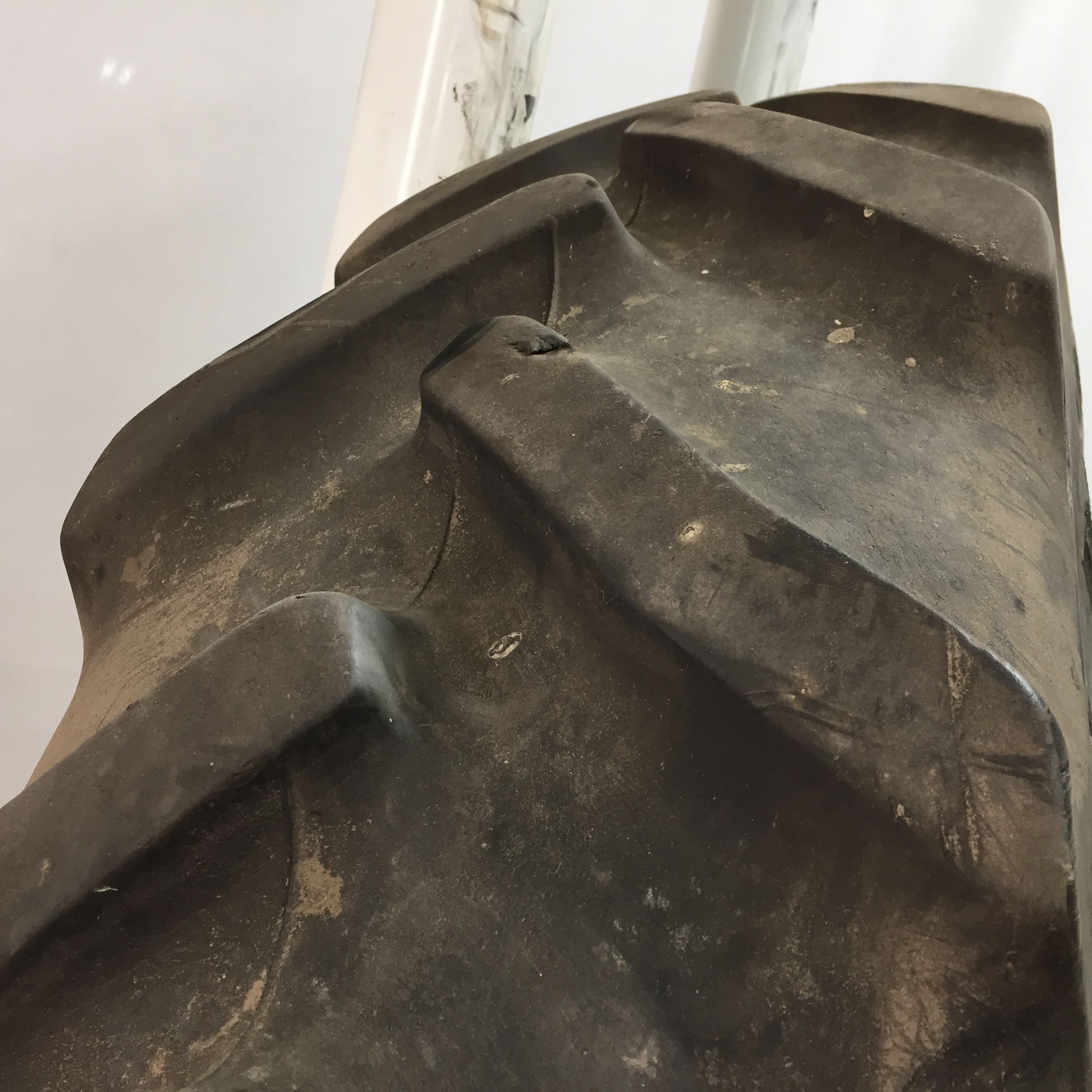 380/90R54 Goodyear Farm DT800 Super Traction R-1W Tire RT007826