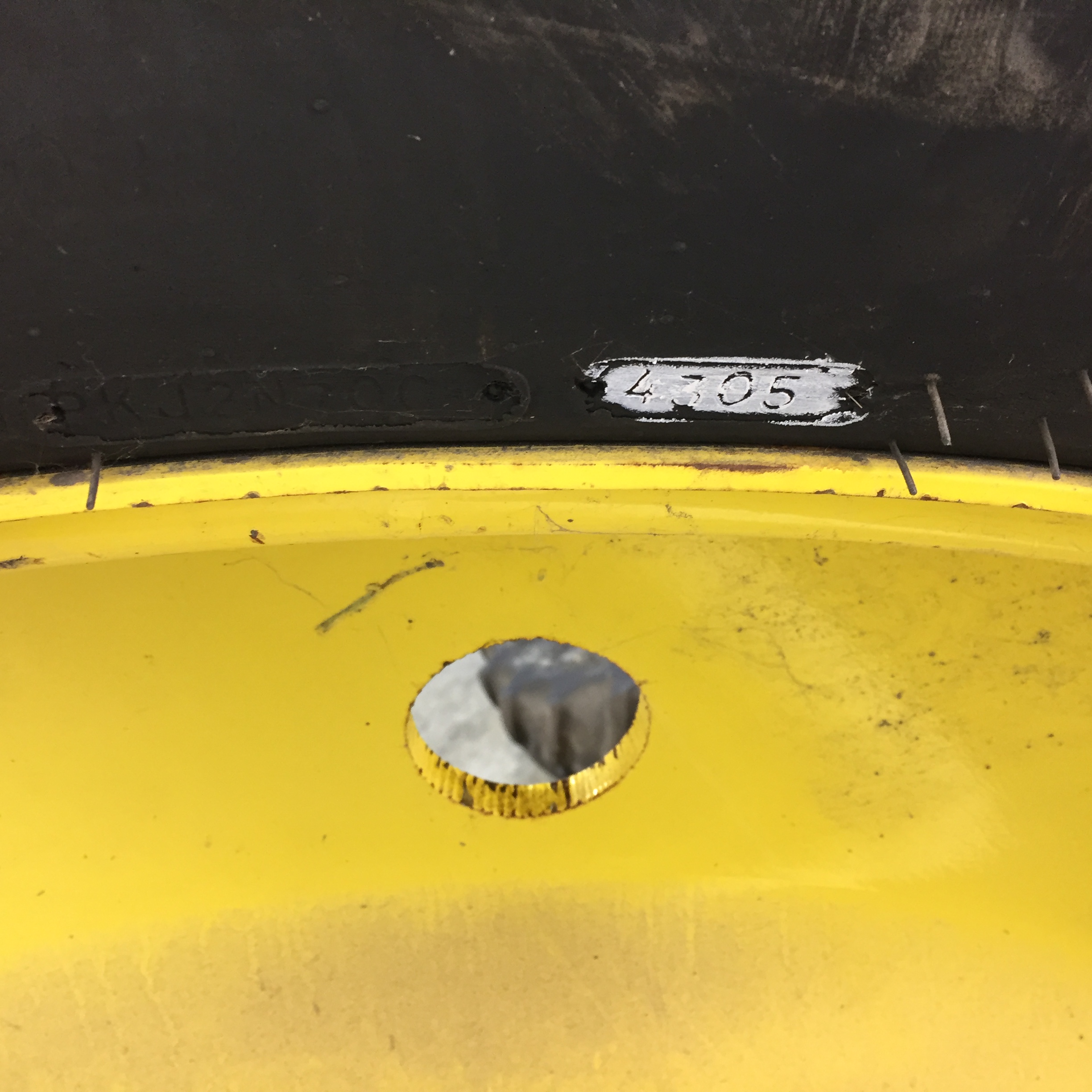 380/90R54 Goodyear Farm DT800 Super Traction R-1W Tire RT007826