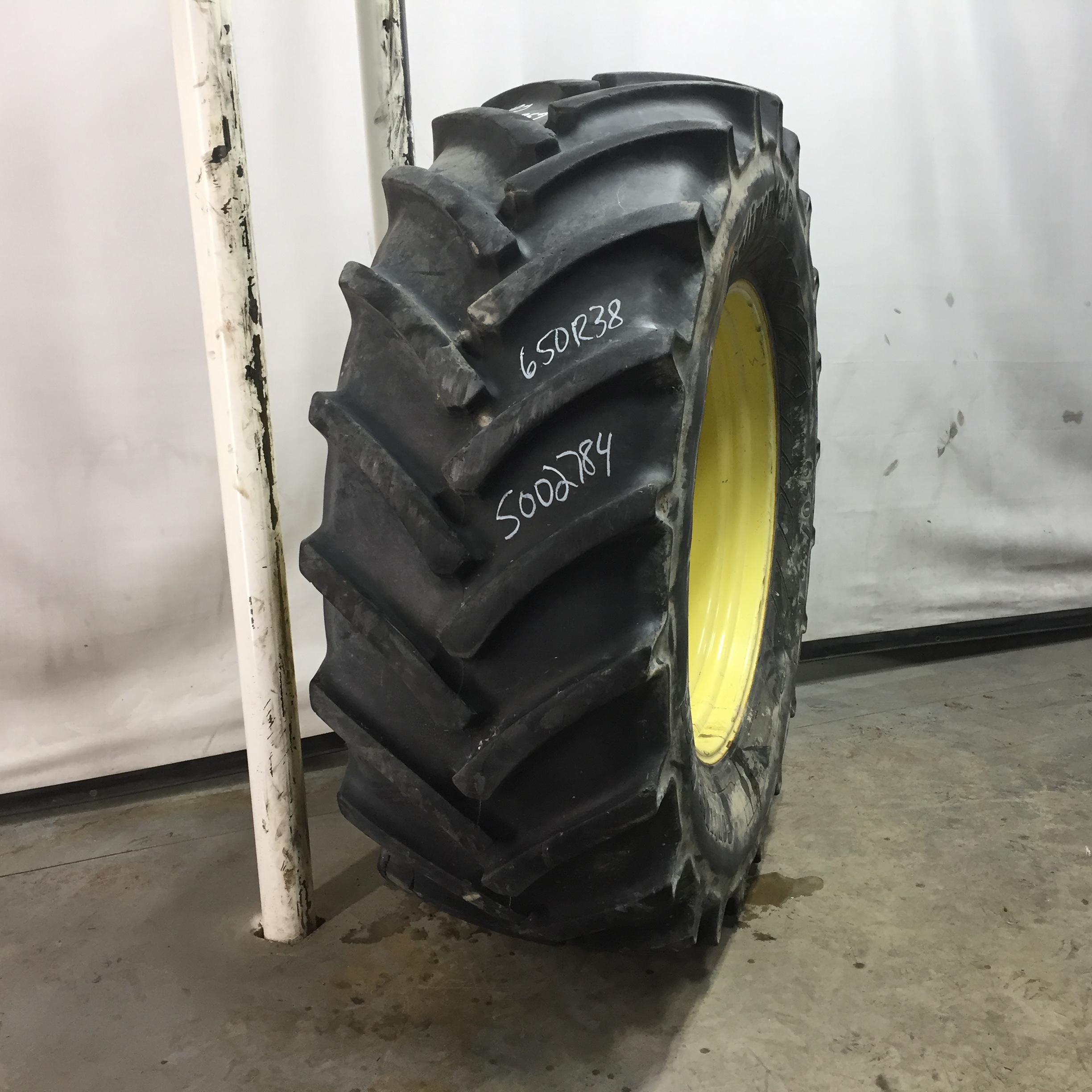 650/65R38 Continental Super Volume SVT R-1 Tire RS002784