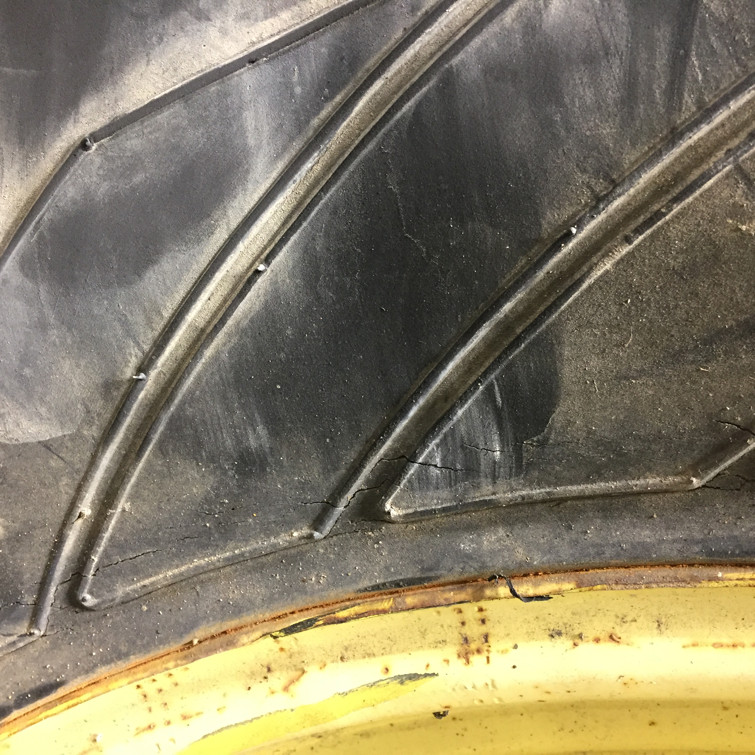 650/65R38 Continental Super Volume SVT R-1 Tire RS002784