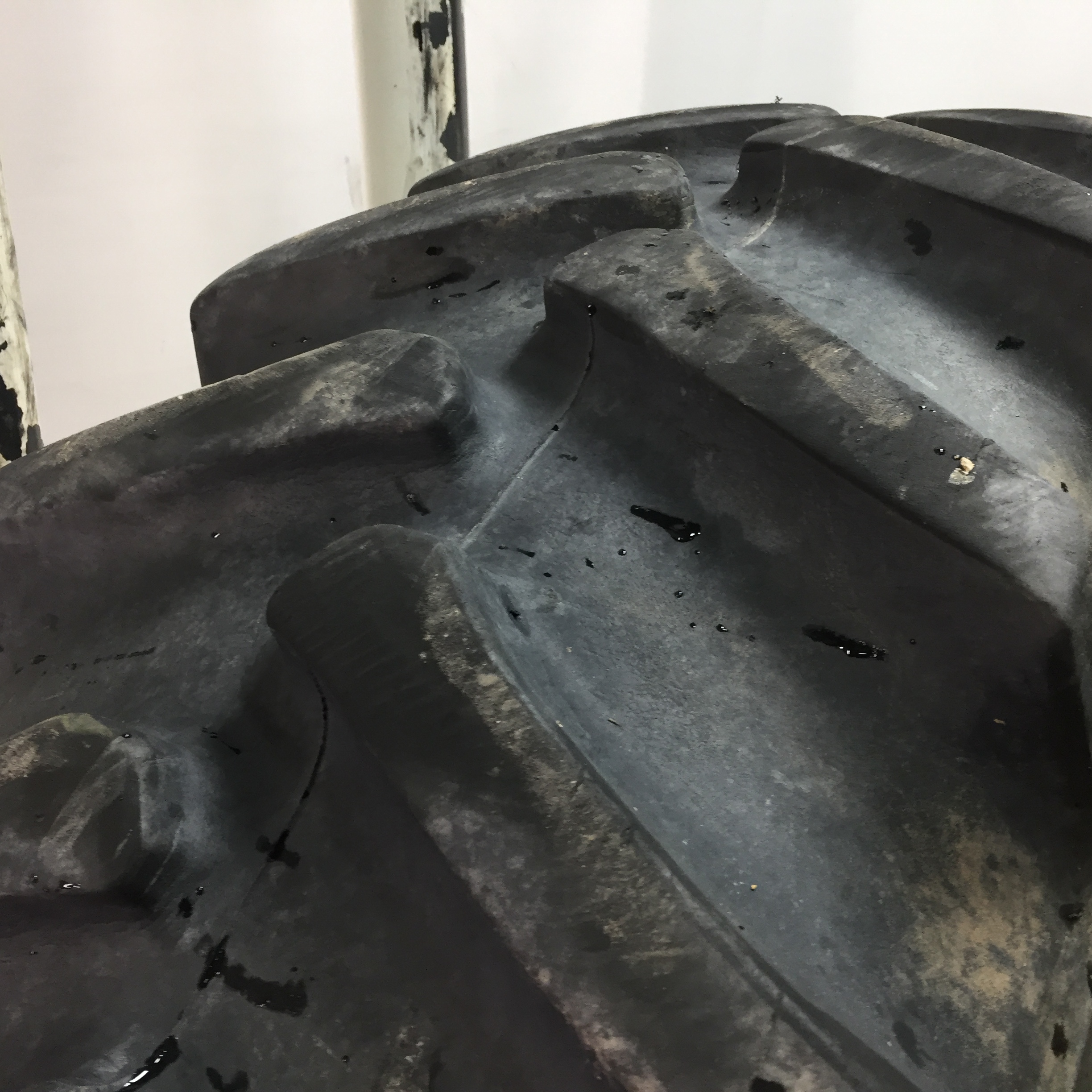 18.4/-34 Firestone Super All Traction 23 R-1 Tire RS002795