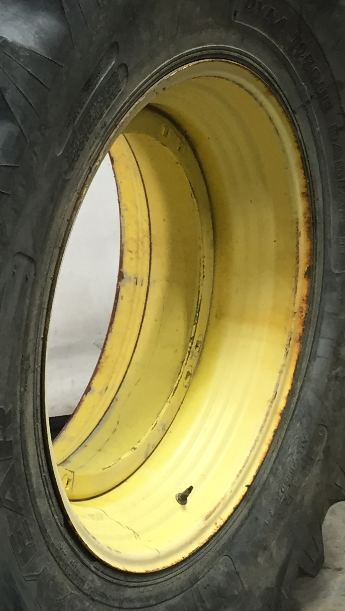 30''D x 15''W Stub Disc (groups of 2 bolts) Wheel WS002802