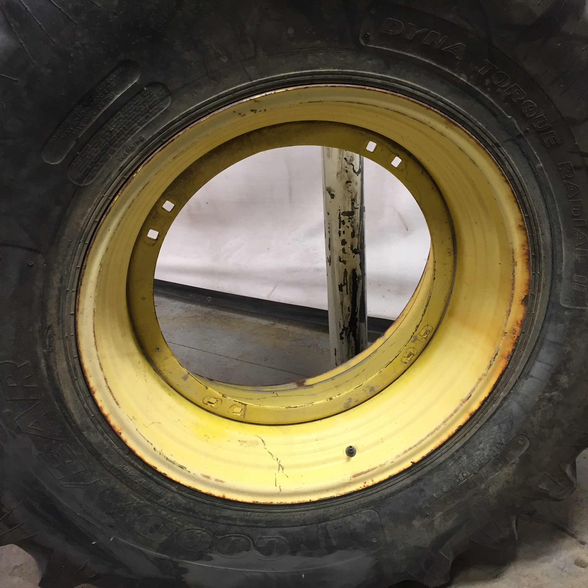 30''D x 15''W Stub Disc (groups of 2 bolts) Wheel WS002802