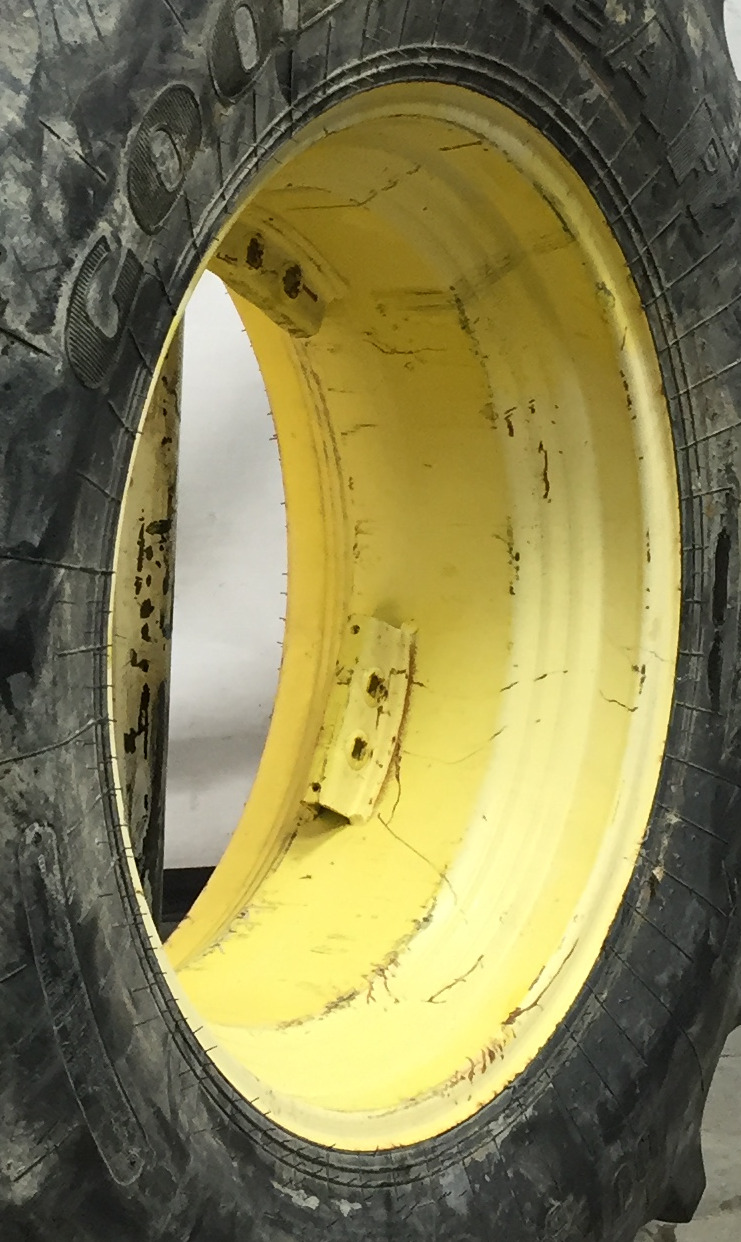 30''D x 15''W Rim with Clamp/U-Clamp (groups of 2 bolts) Wheel WS002807