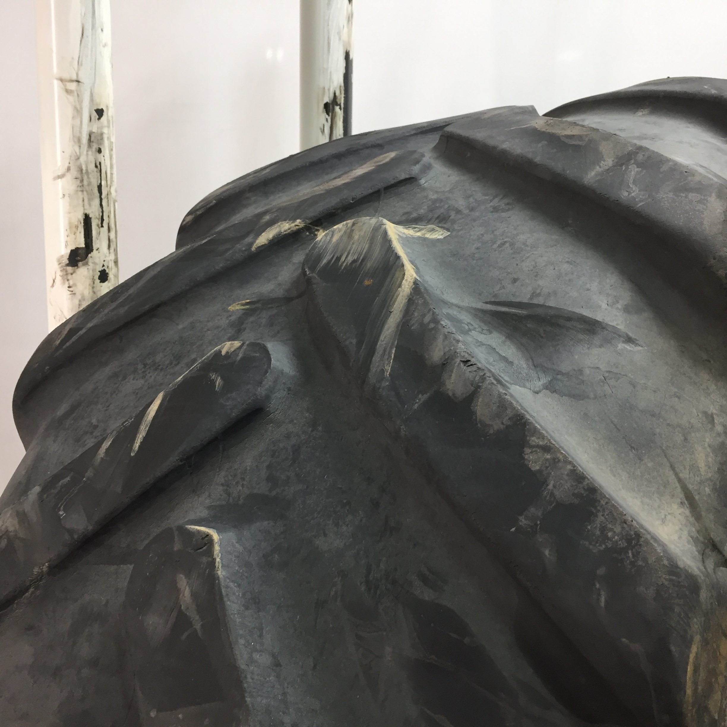 650/85R38 Michelin Axiobib R-1W Tire RS002810