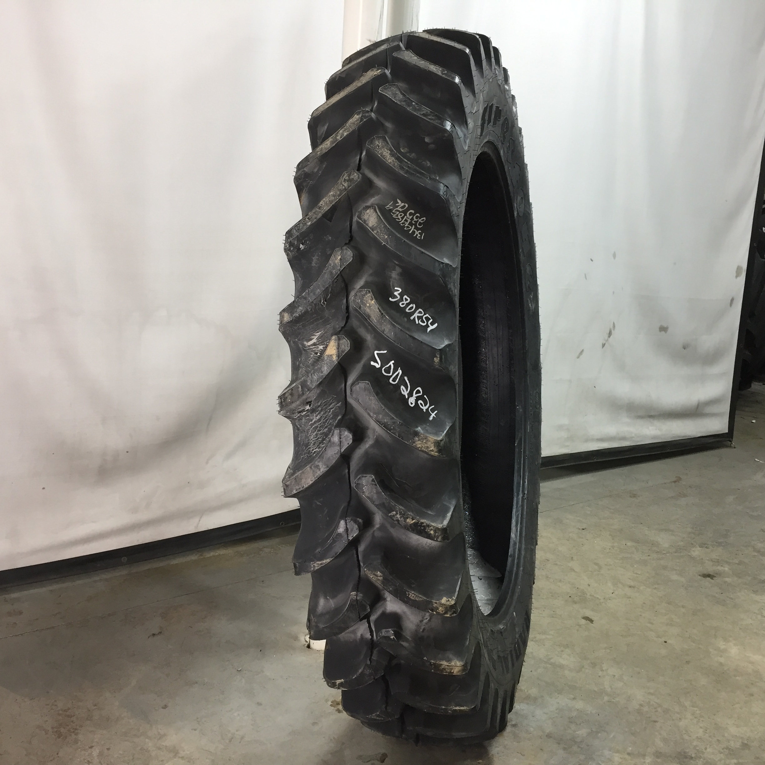 380/90R54 Firestone Radial 9000 R-1W Tire S002824