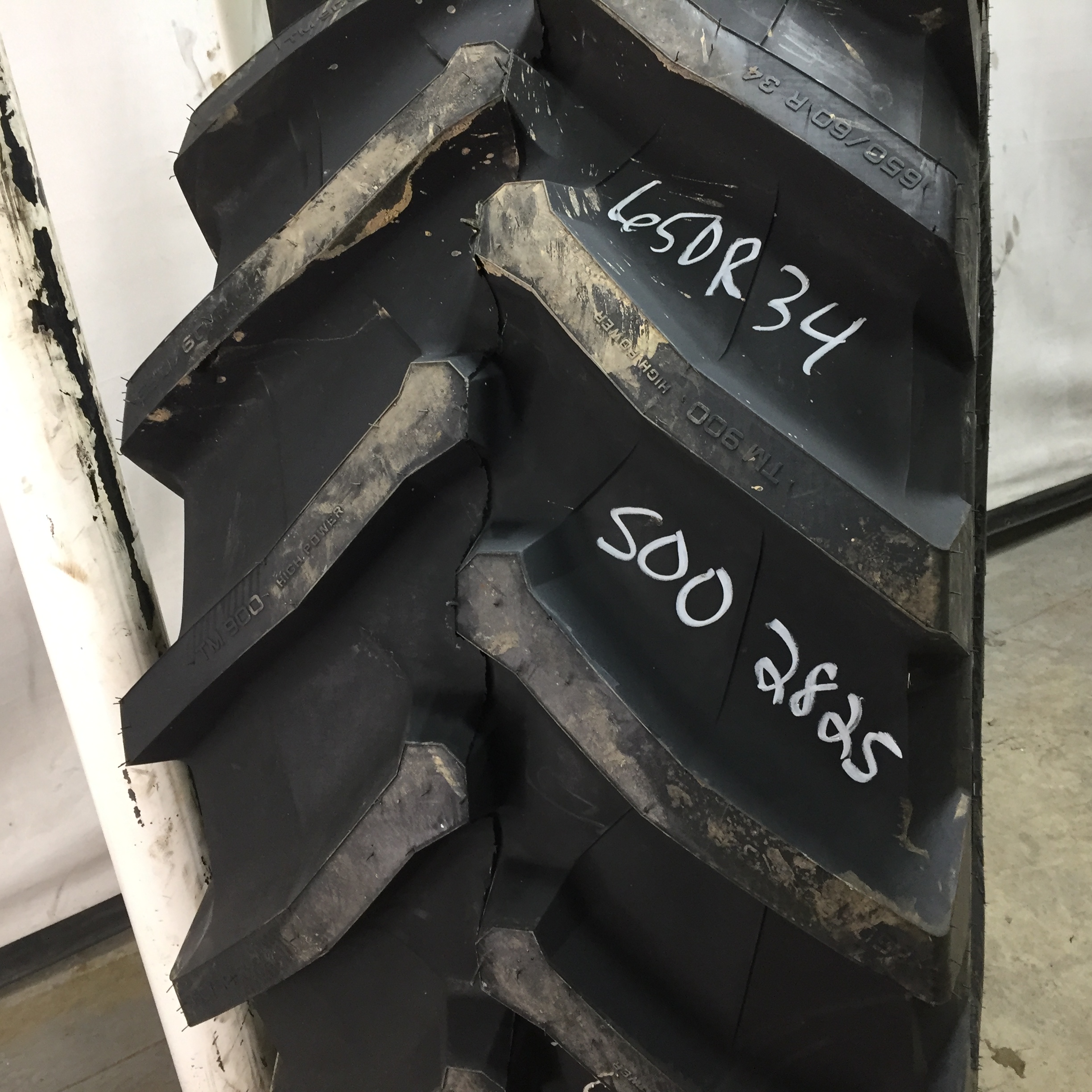 650/60R34 Trelleborg TM900 High Power R-1W Tire S002825