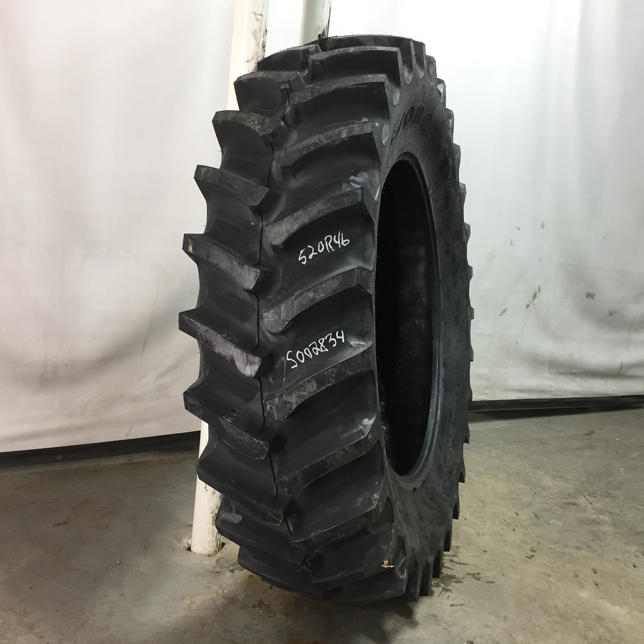 520/85R46 Firestone Radial All Traction DT R-1W Tire S002834