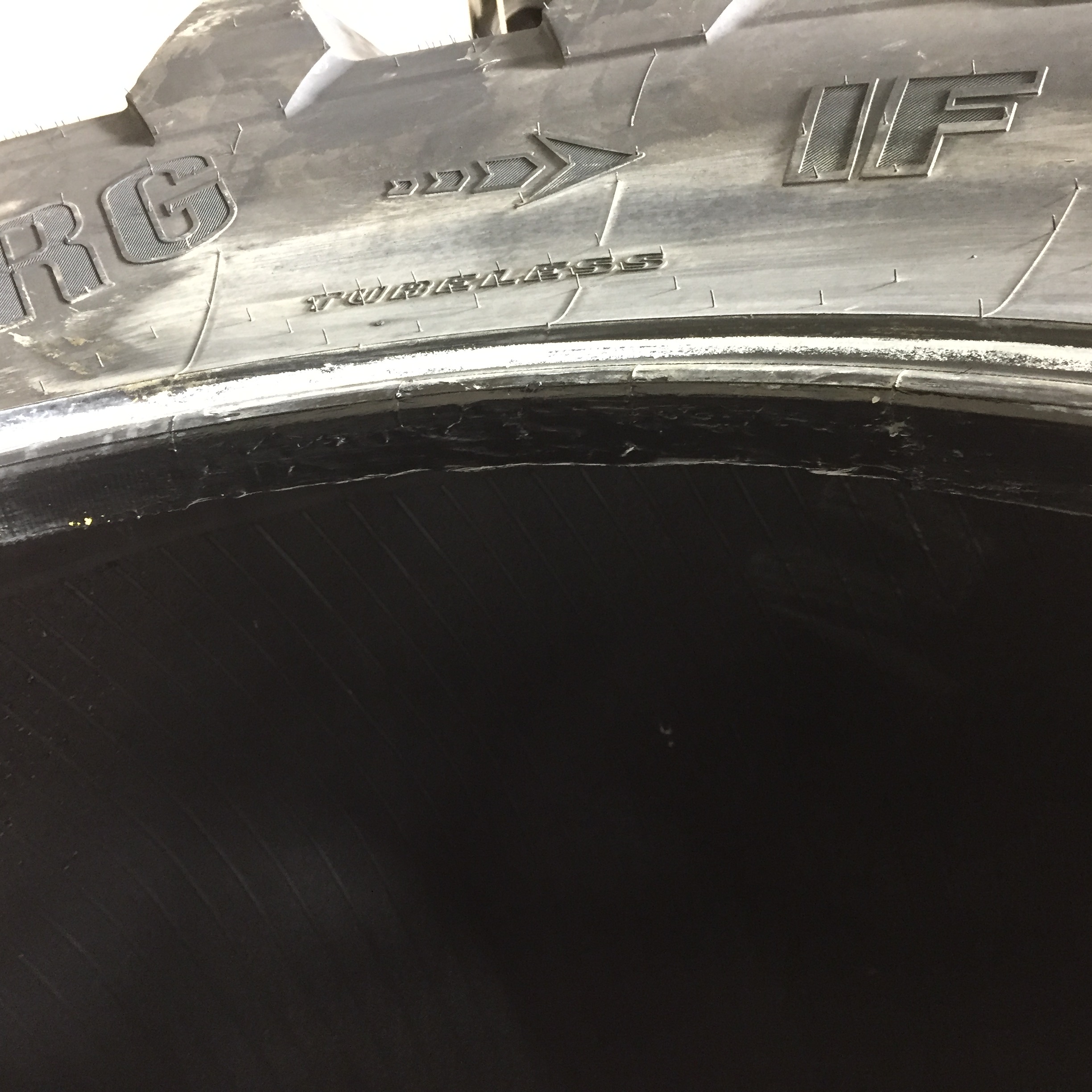 900/60R42 Trelleborg TM1000 High Power R-1W Tire S002835