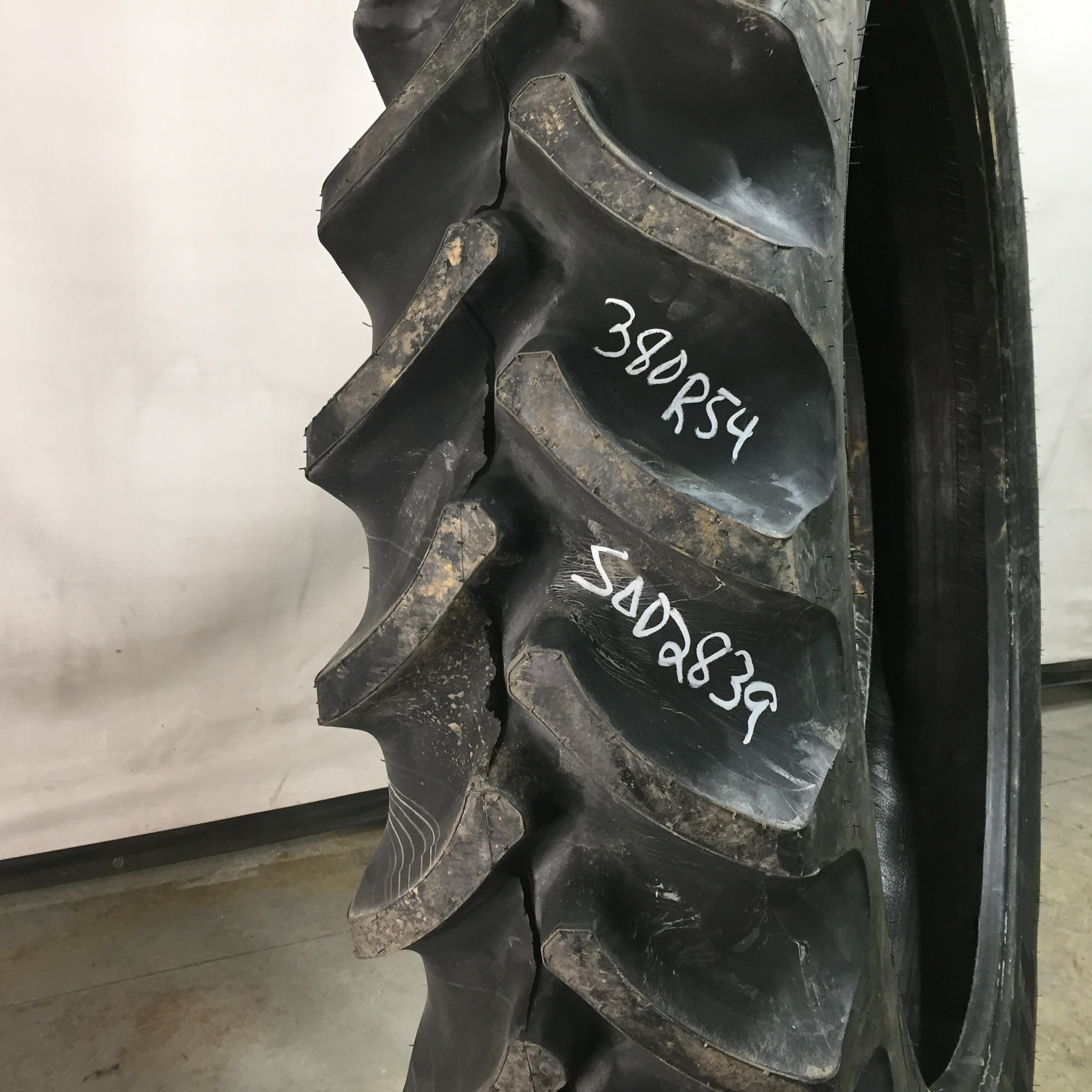 380/90R54 Firestone Radial 9000 R-1W Tire S002839