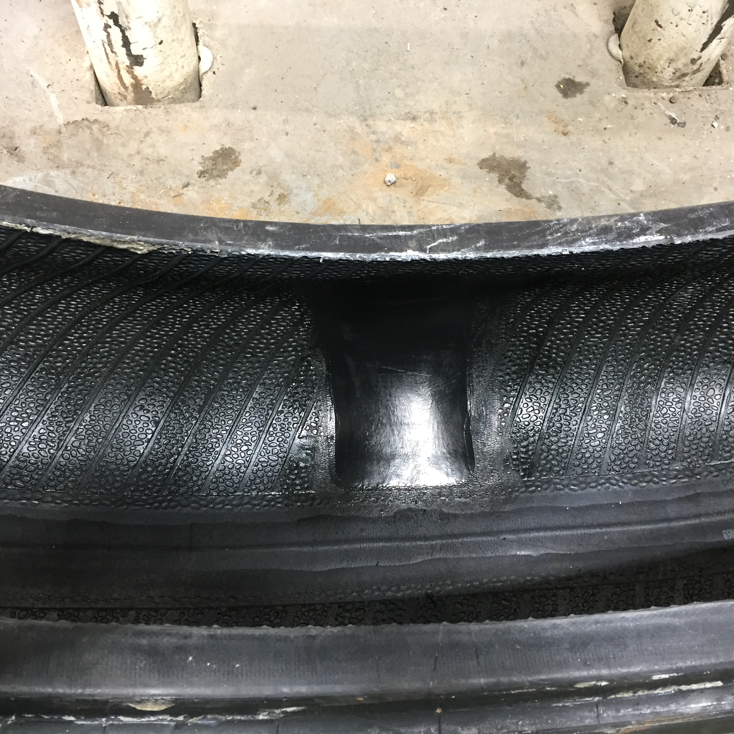 380/90R54 Firestone Radial 9000 R-1W Tire S002839