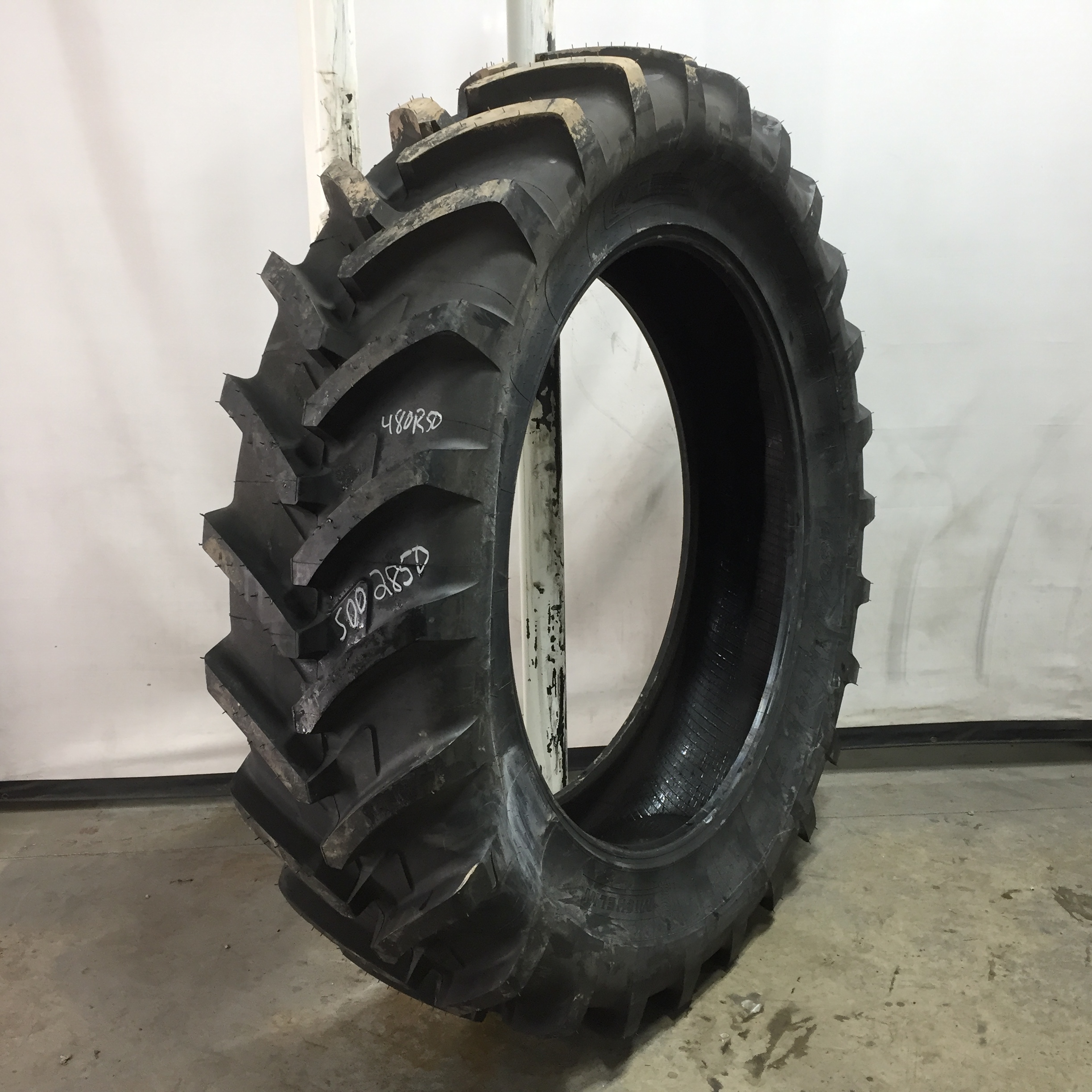 480/80R50 Michelin AgriBib R-1W Tire S002850
