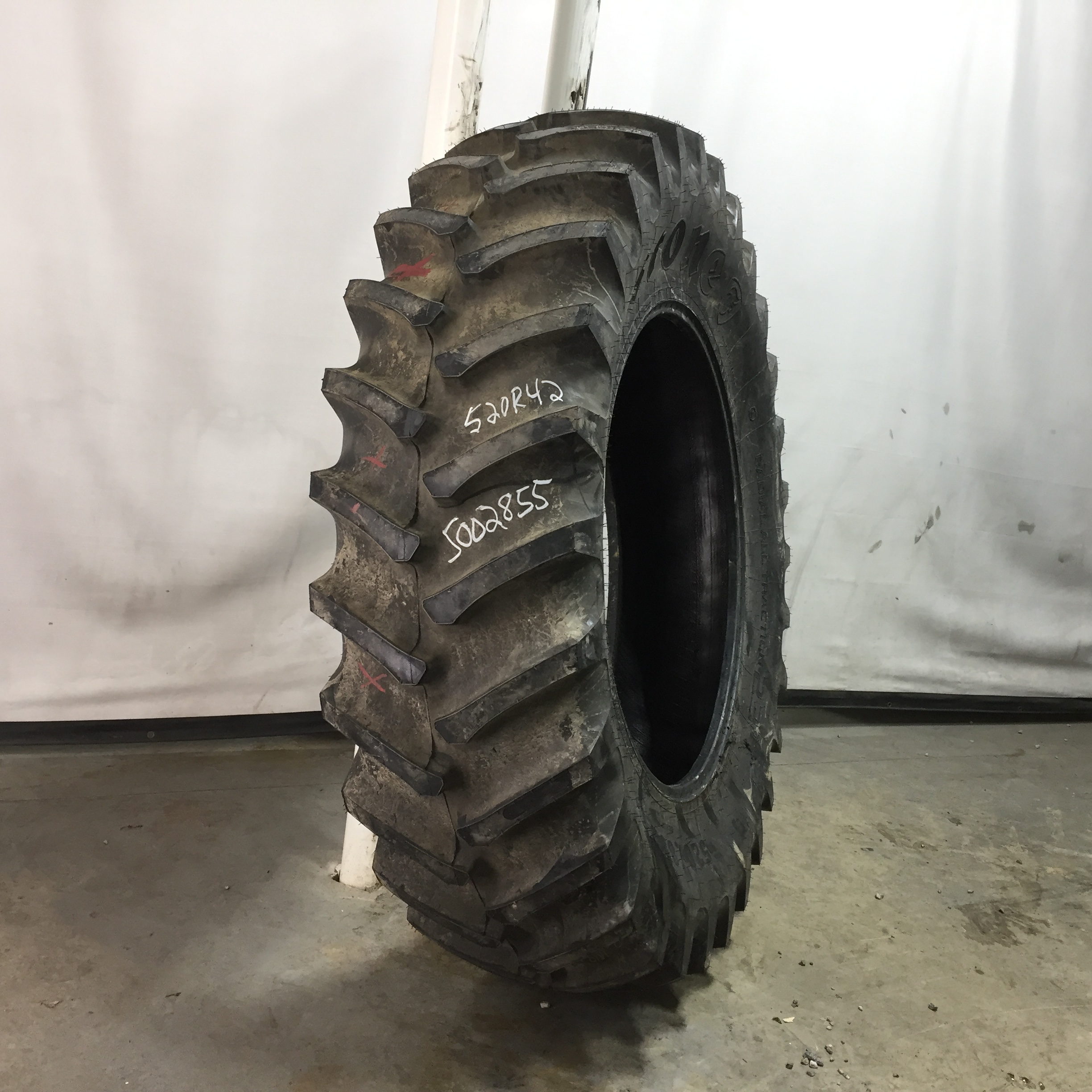 520/85R42 Firestone Radial All Traction 23 R-1 Tire S002855