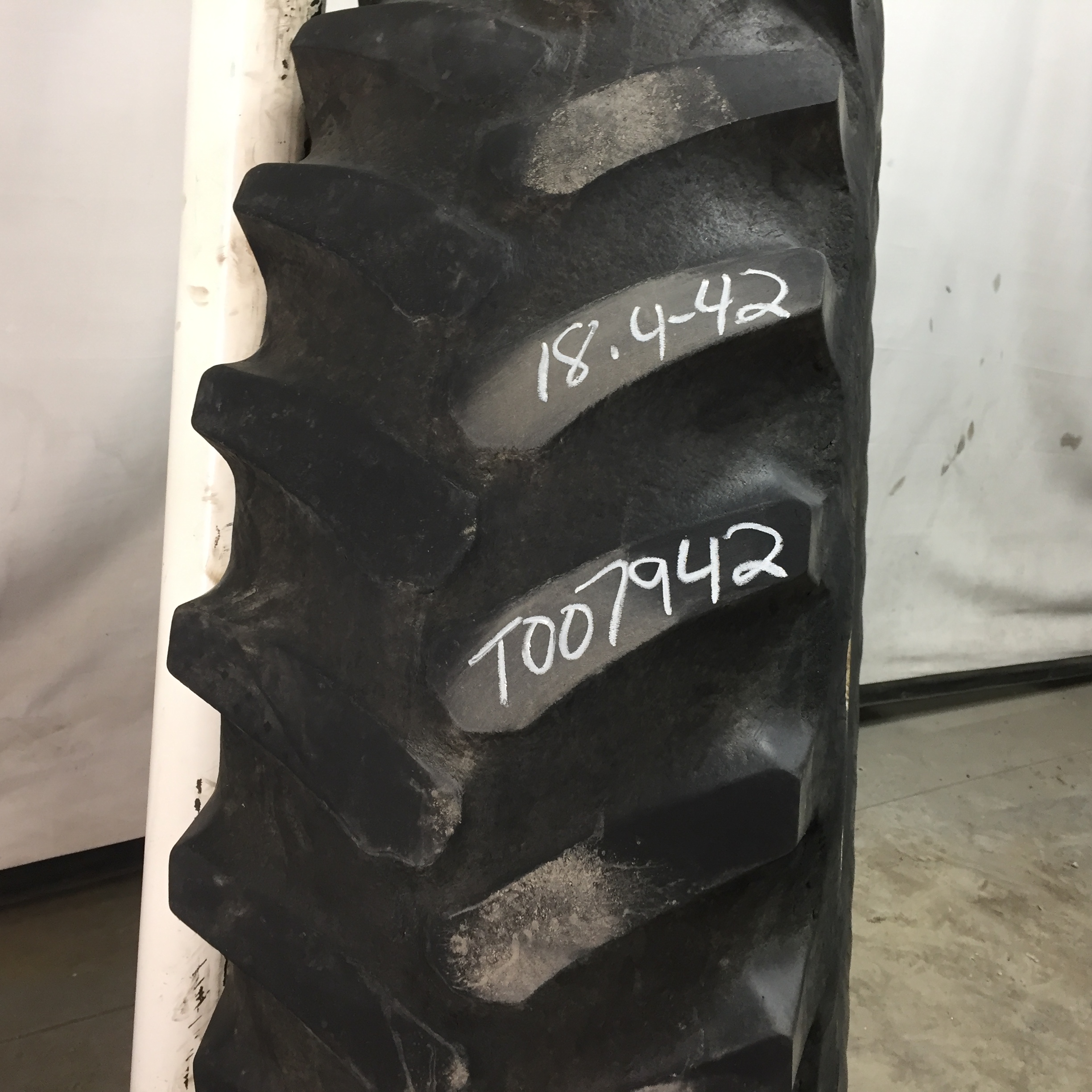 18.4/-42 Firestone Super All Traction 23 R-1 Tire RT007942