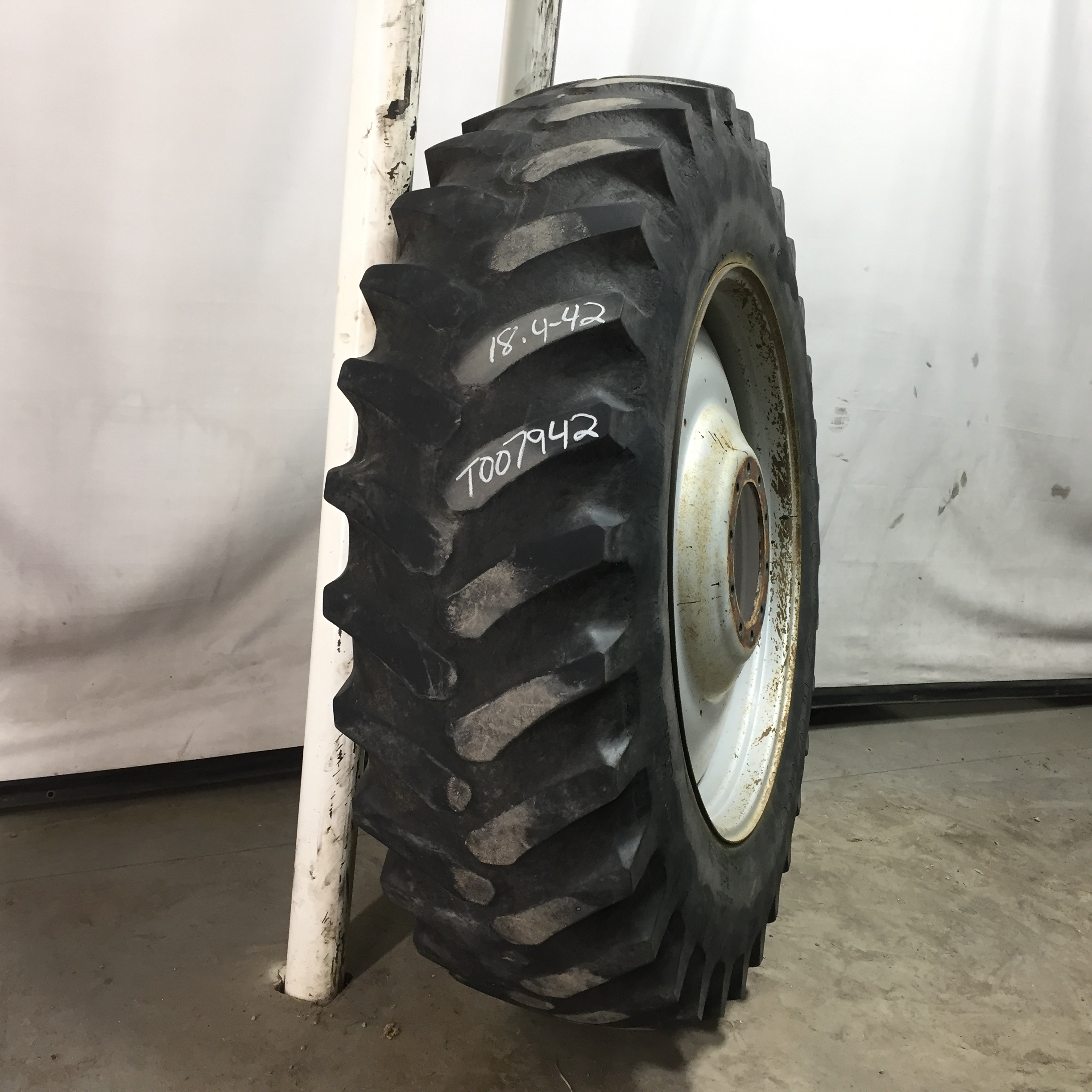 18.4/-42 Firestone Super All Traction 23 R-1 Tire RT007942