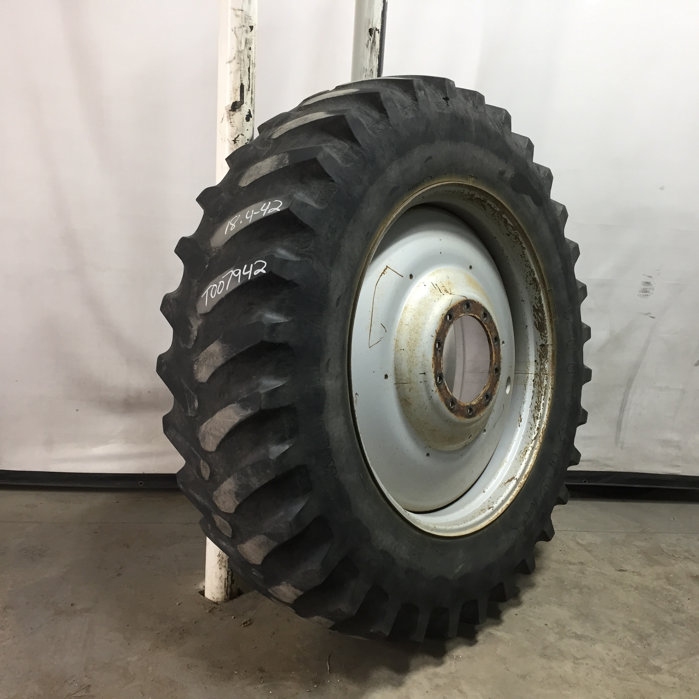 18.4/-42 Firestone Super All Traction 23 R-1 Tire RT007942