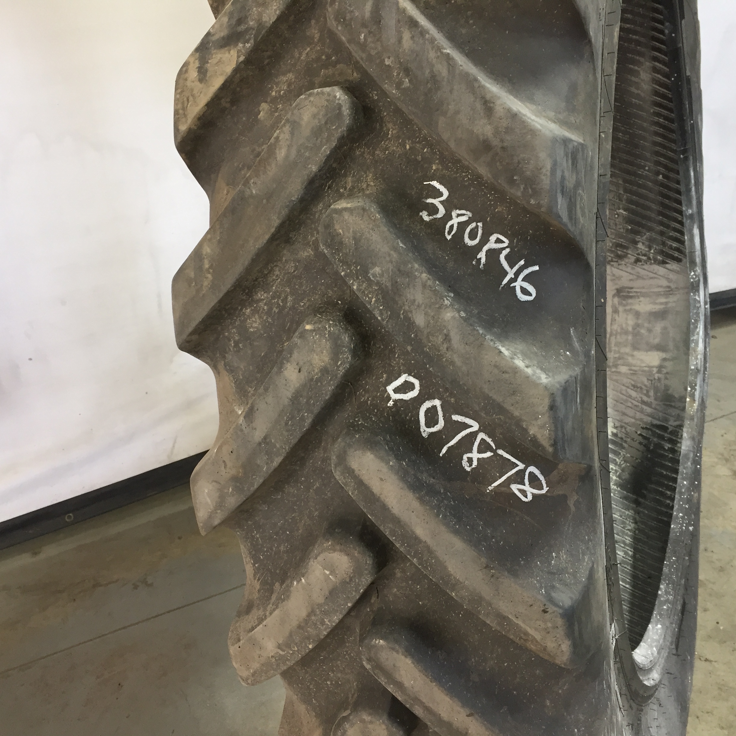 380/90R46 Michelin Spraybib R-1S Tire 007878