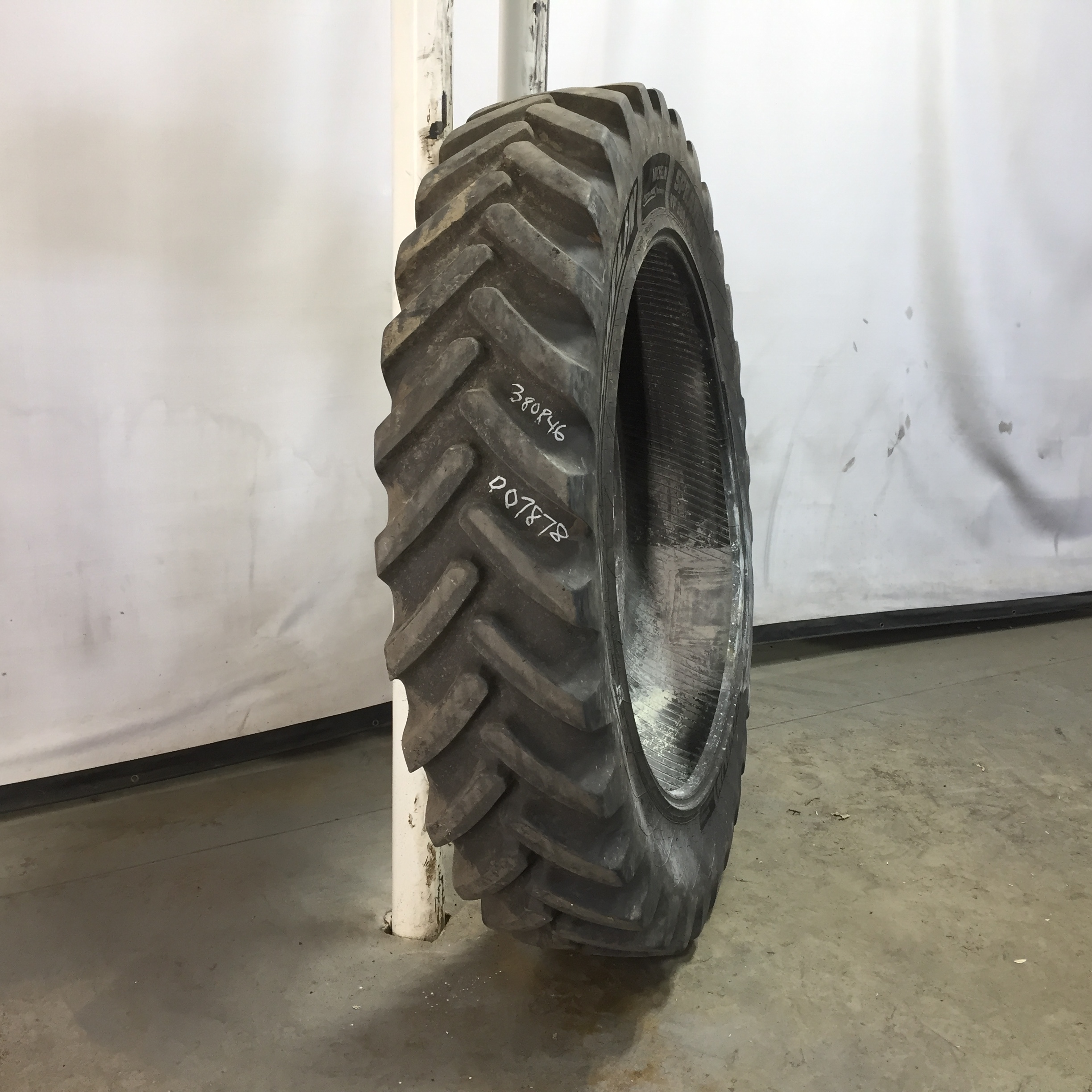 380/90R46 Michelin Spraybib R-1S Tire 007878