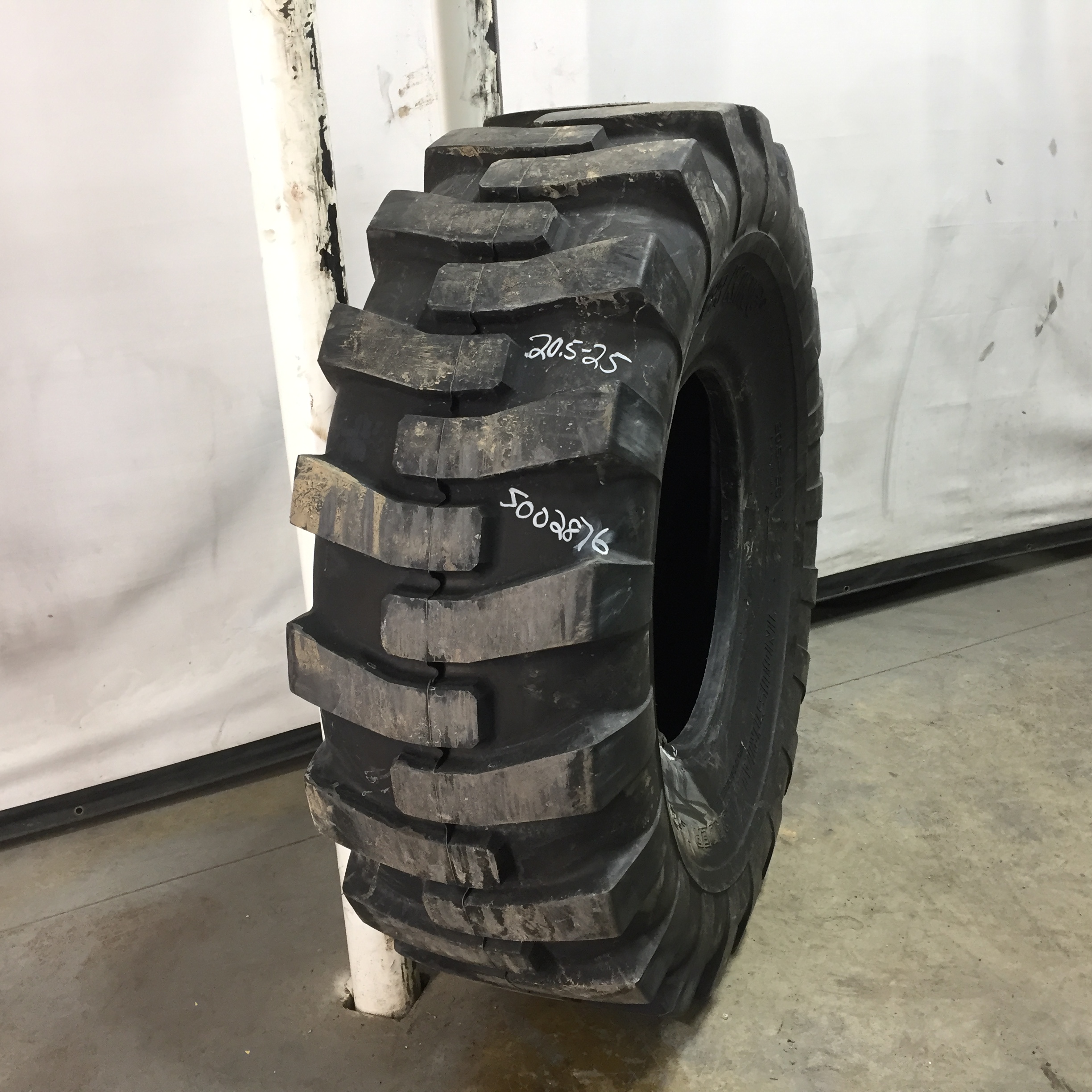 20.5/-25 Power King Industrial Loader L-2 Tire s002876