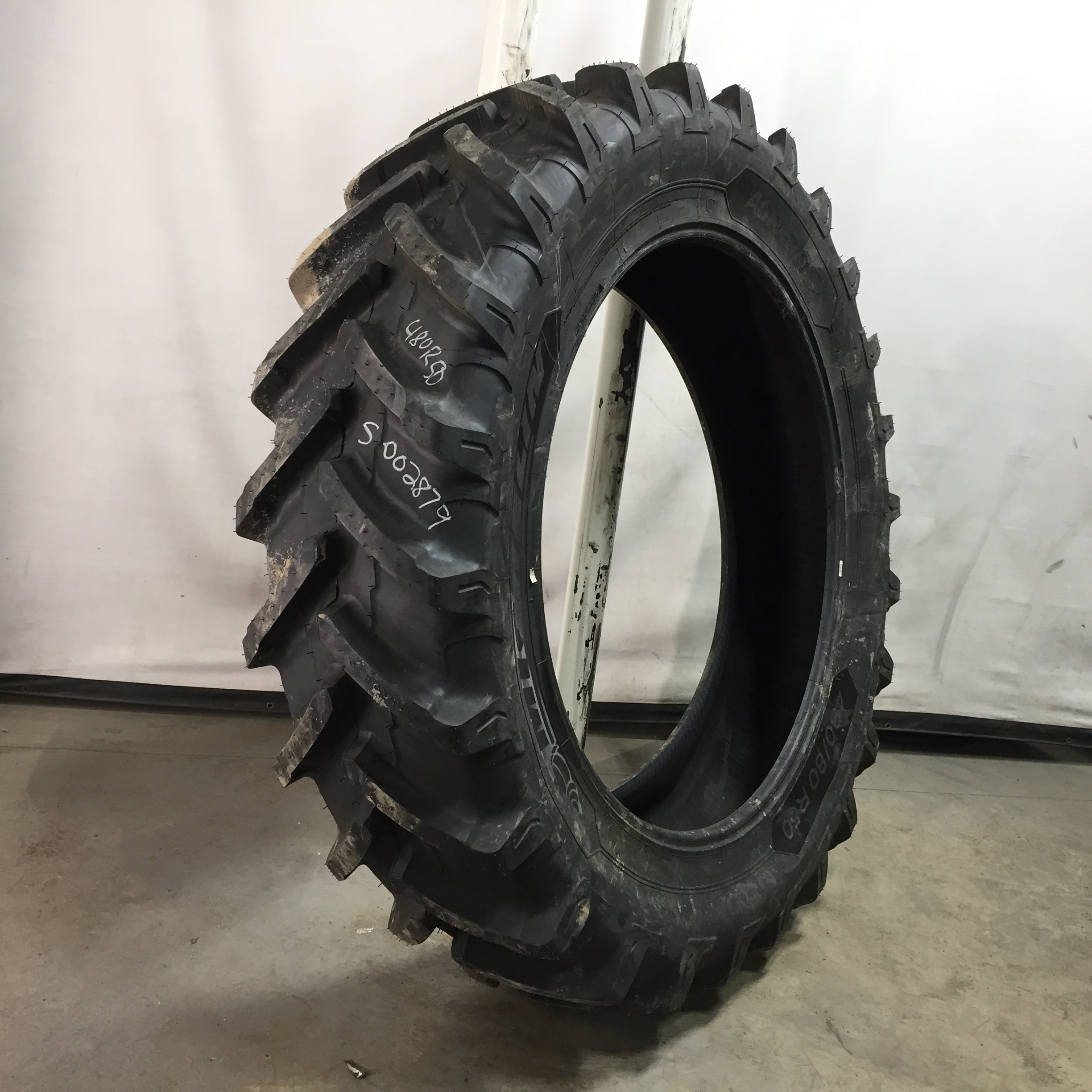 480/80R50 Michelin AgriBib 2 R-1W Tire S002879