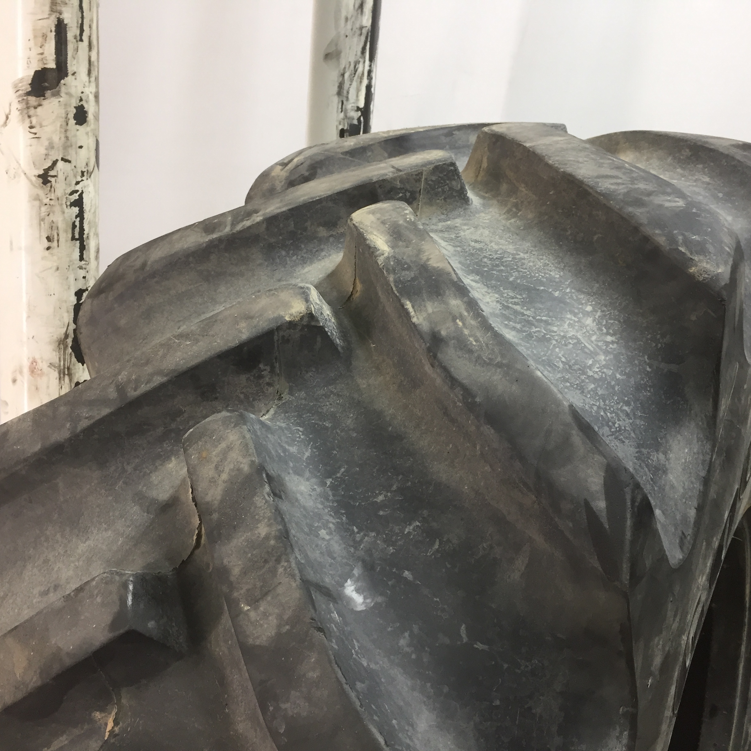 620/75R30 Goodyear Farm DT822 Radial R-1W Tire 007890