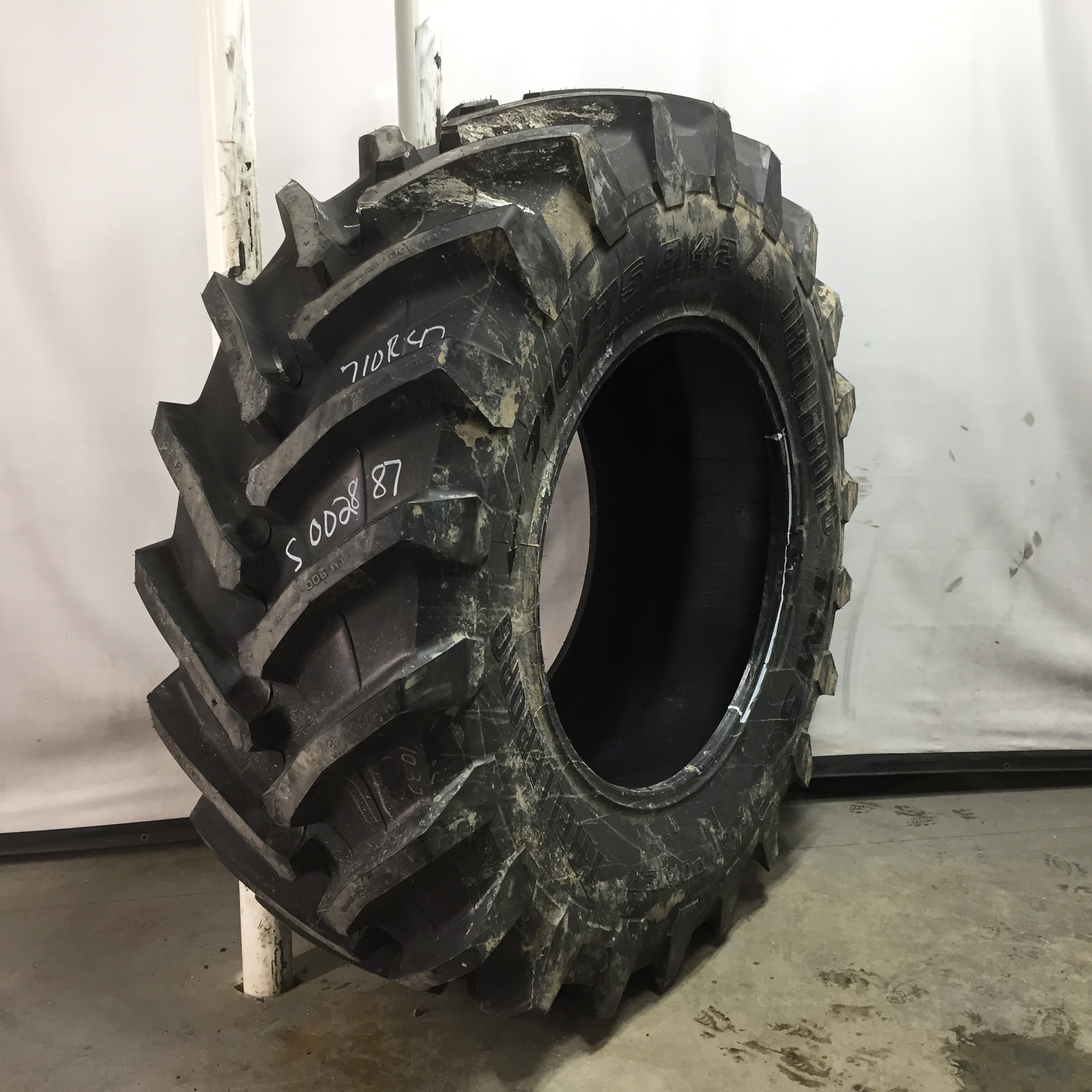 710/75R42 Trelleborg TM900 High Power R-1W Tire S002887