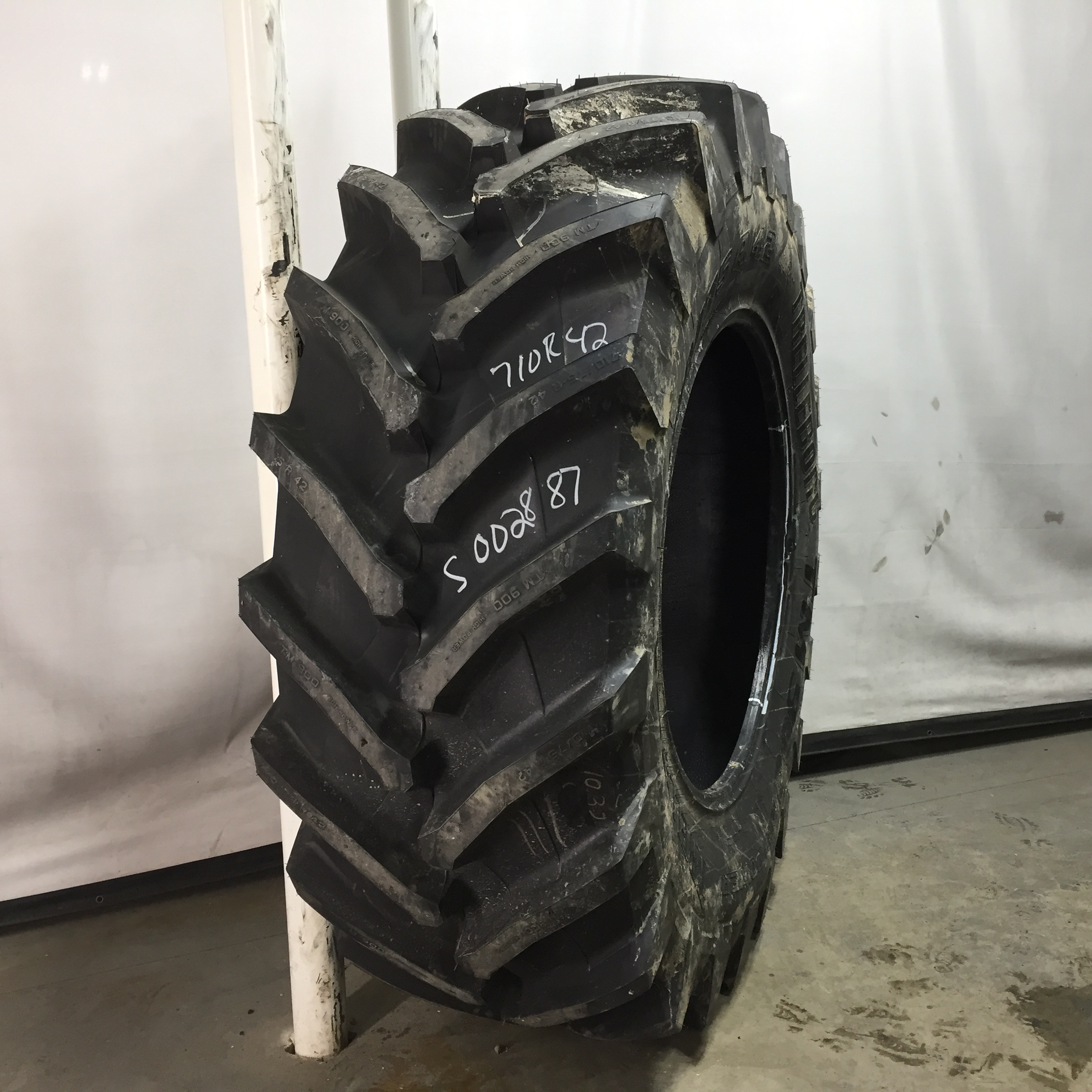 710/75R42 Trelleborg TM900 High Power R-1W Tire S002887
