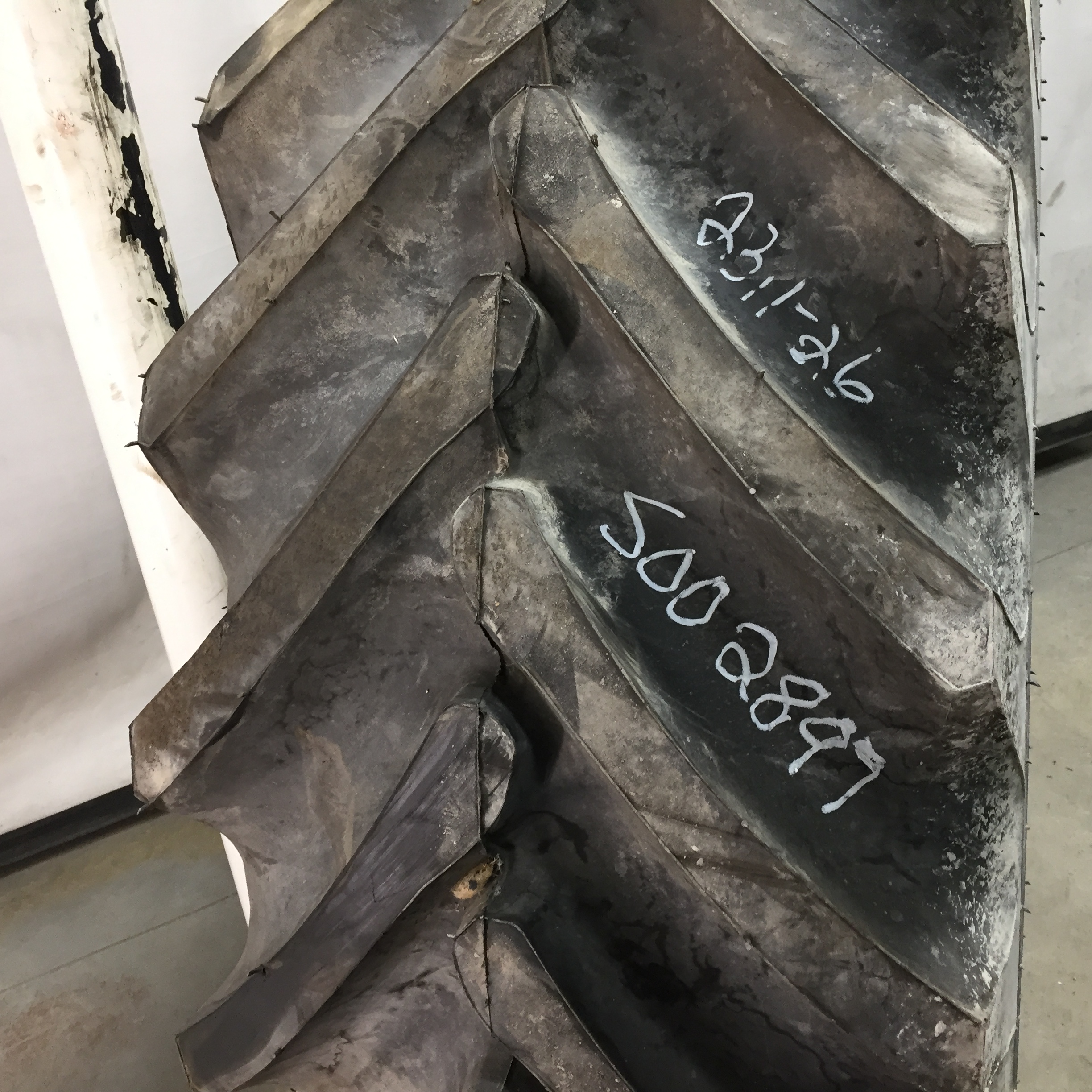 23.1/-26 Miscellaneous Farm Rear R-1 Tire S002897