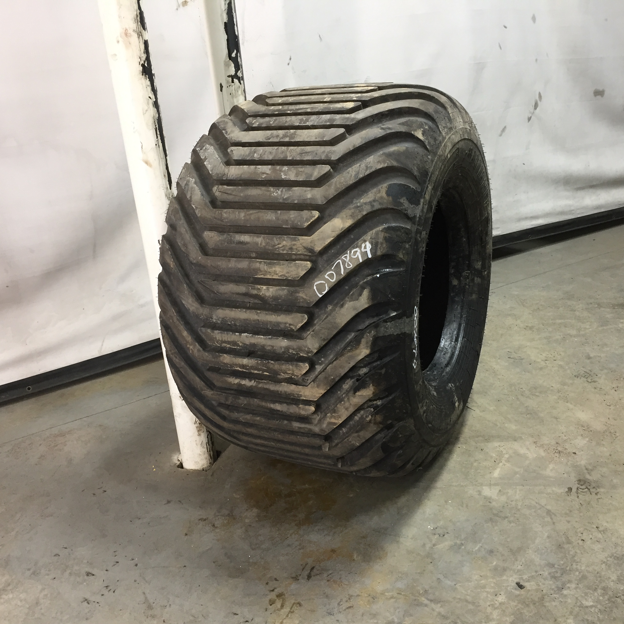 700/50-22.5 Alliance 328 Flotation IMP I-3 Tire 007899
