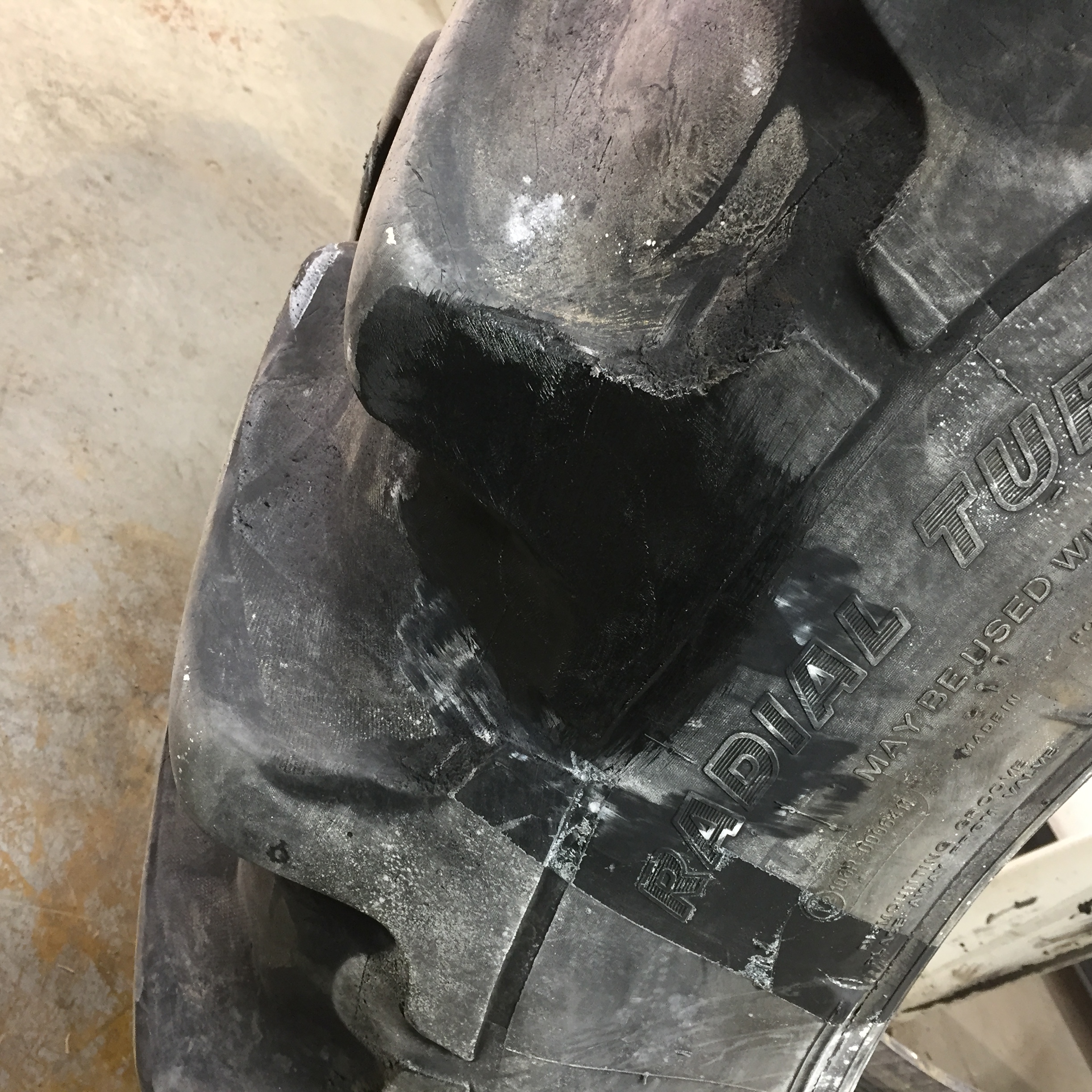 380/85R34 Michelin AgriBib R-1W Tire 007903