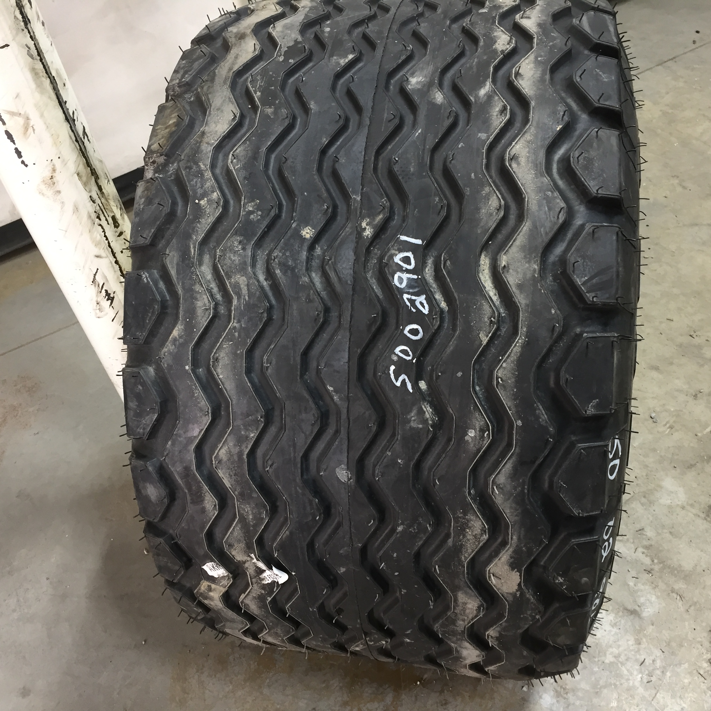 500/40R16.5 Goodyear Farm Implement Radial FS24 I-1 Tire RS002901
