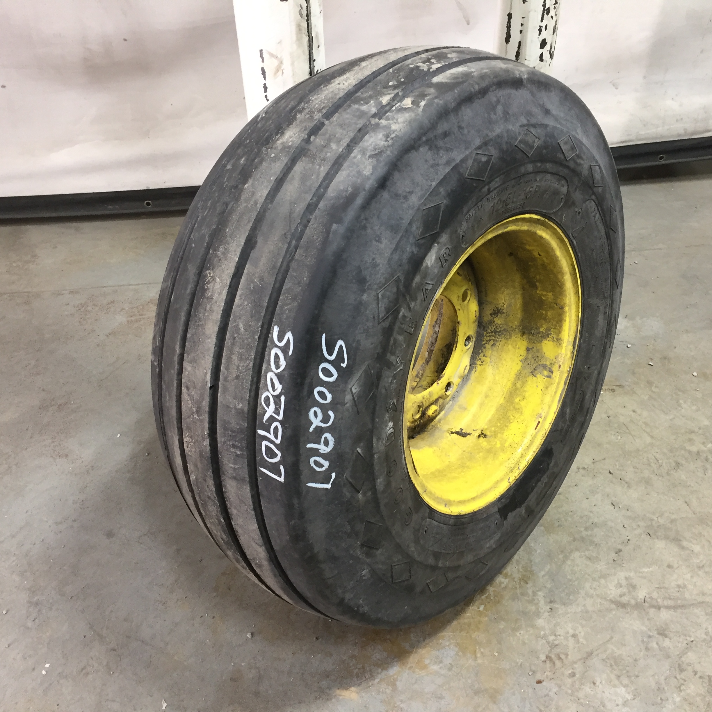 12.5/L-15 Goodyear Farm FI Highway Service II I-1 Tire RS002907