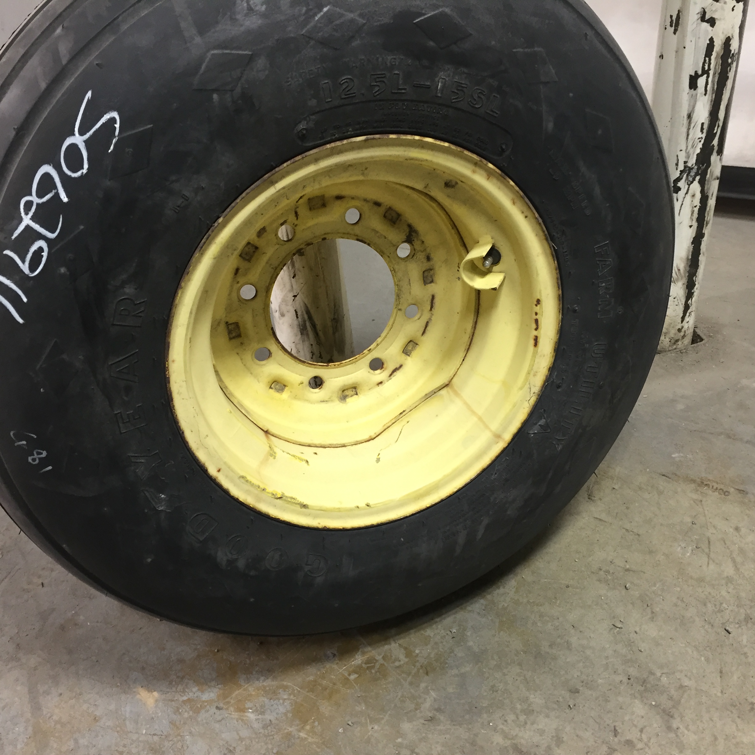 15''D x 10''W Implement Wheel WS002911