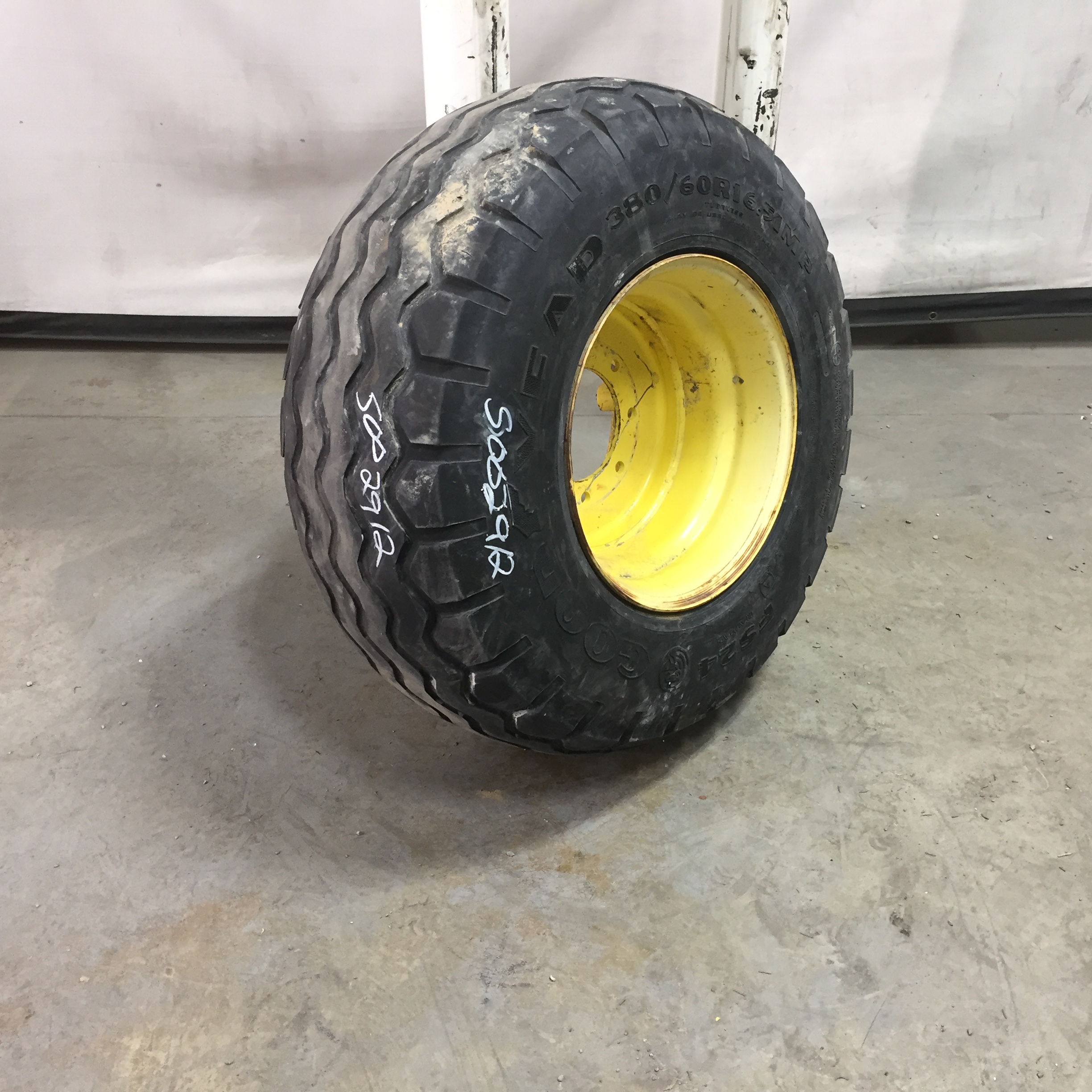 380/60R16.5 Goodyear Farm Implement Radial FS24 I-1 Tire RS002912