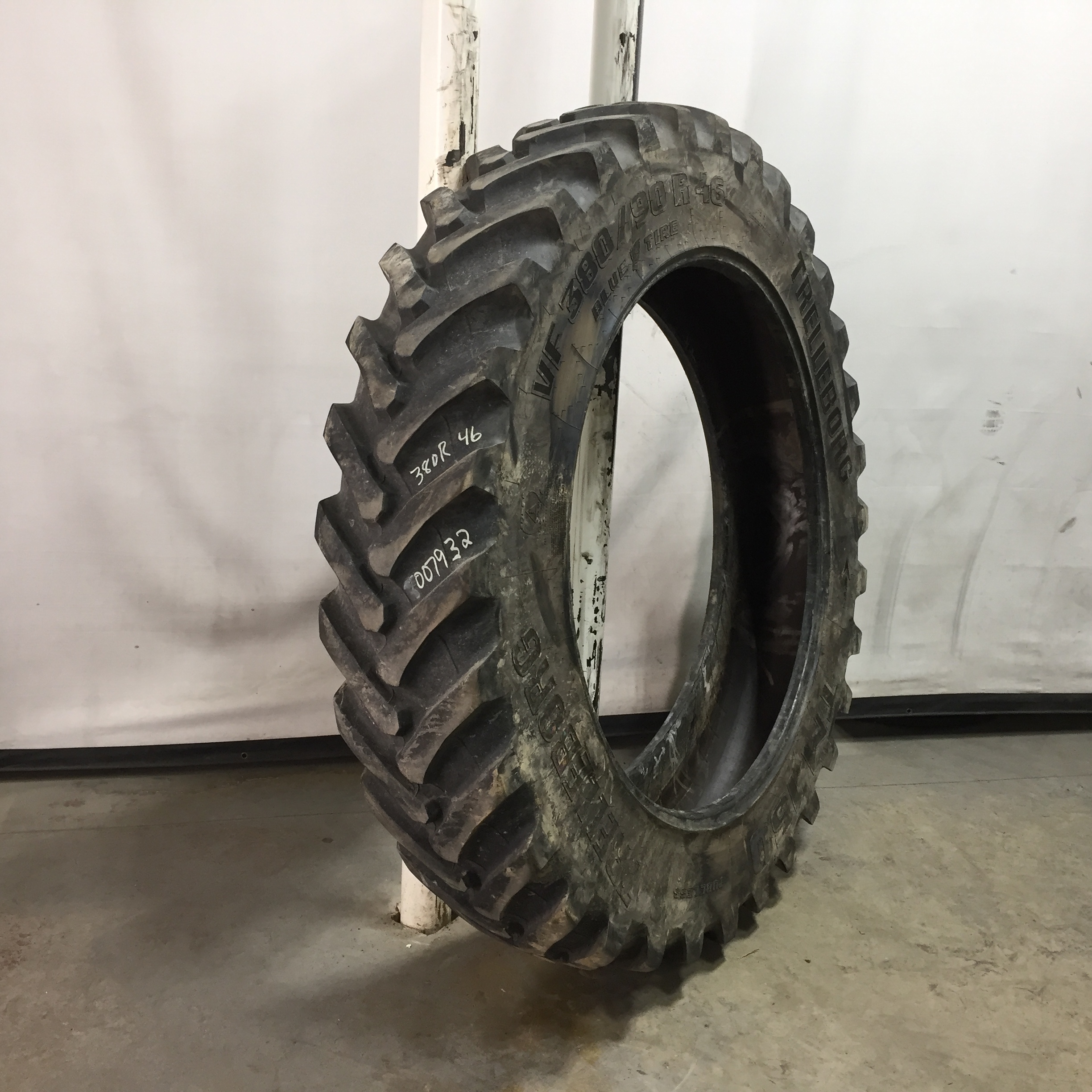 380/90R46 Trelleborg TM150 Row Crop Tire R-1 Tire 007932