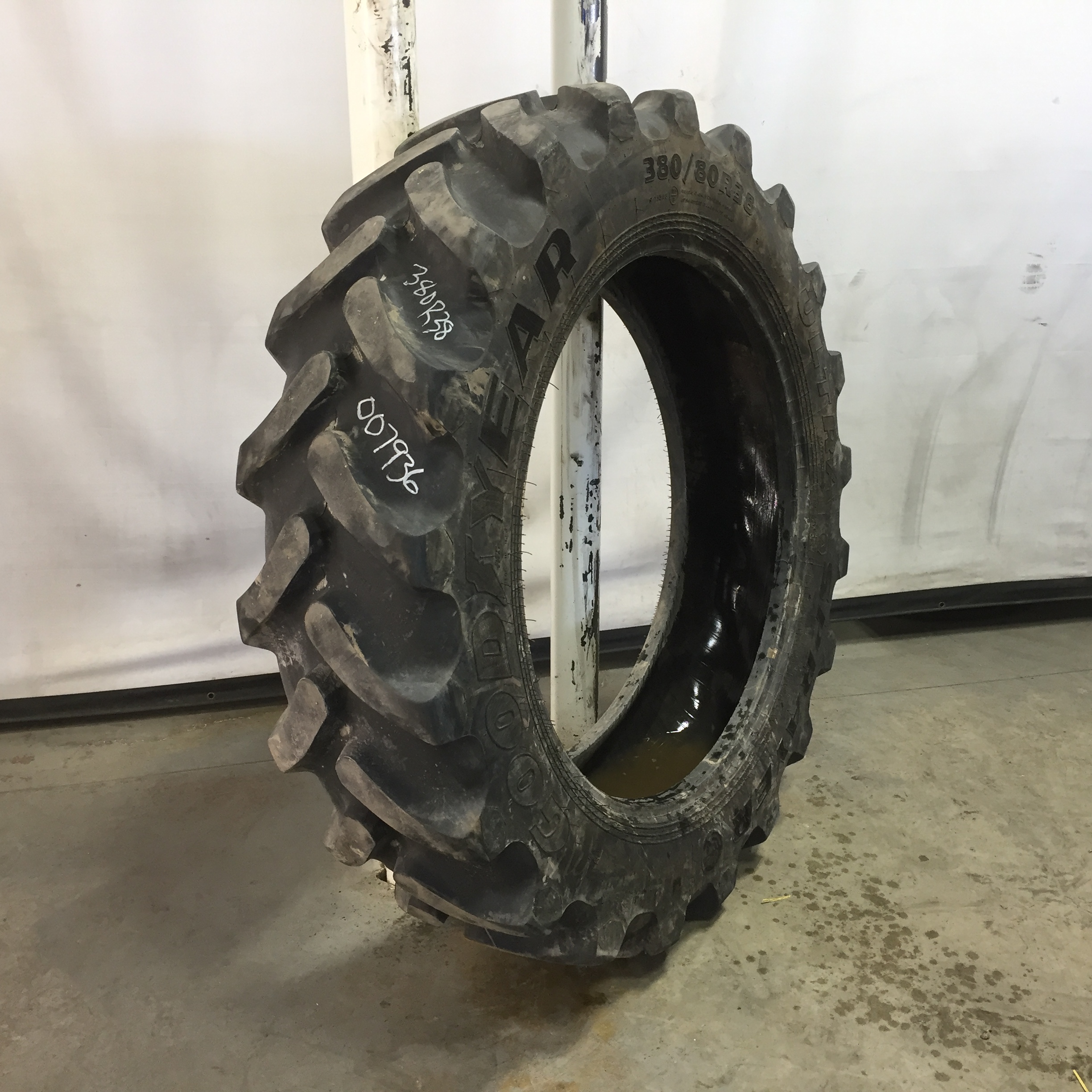 380/80R38 Goodyear Farm Ultra Sprayer R-1 Tire 007936