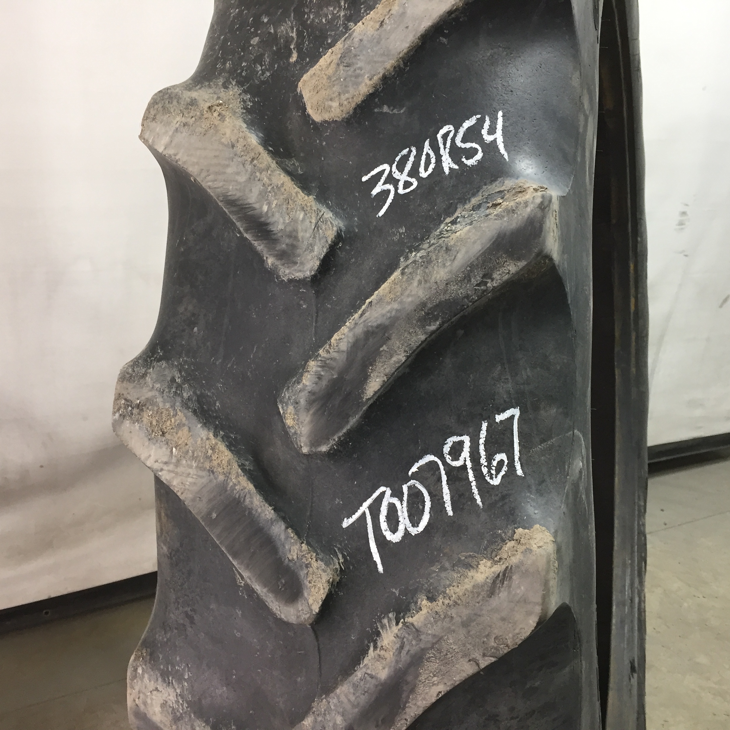 380/90R54 Goodyear Farm DT800 Super Traction R-1W Tire T007967