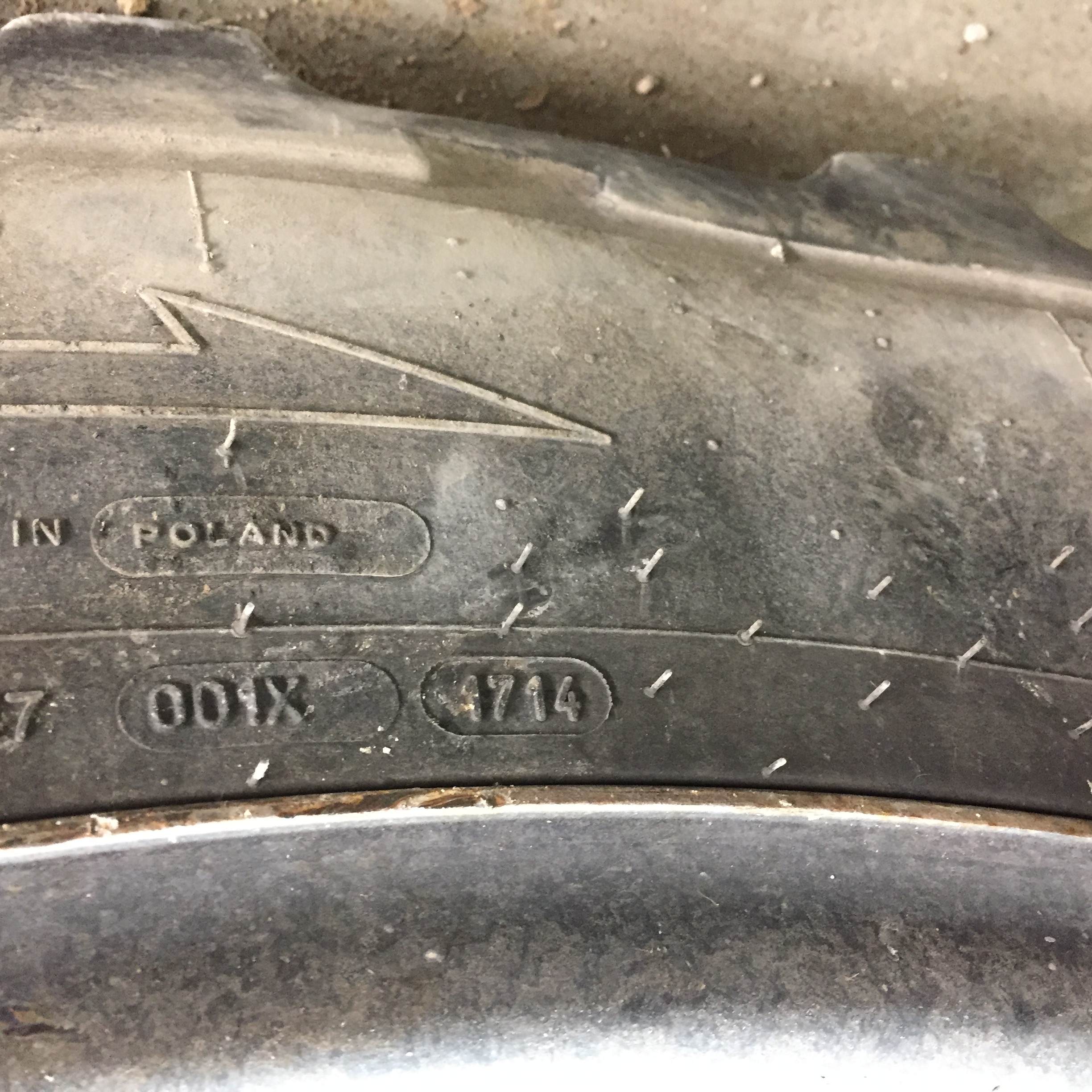 380/80R38 Michelin AgriBib R-1W Waffle Wheel (Groups of 3 bolts) Tire-Wheel Assembly T007977