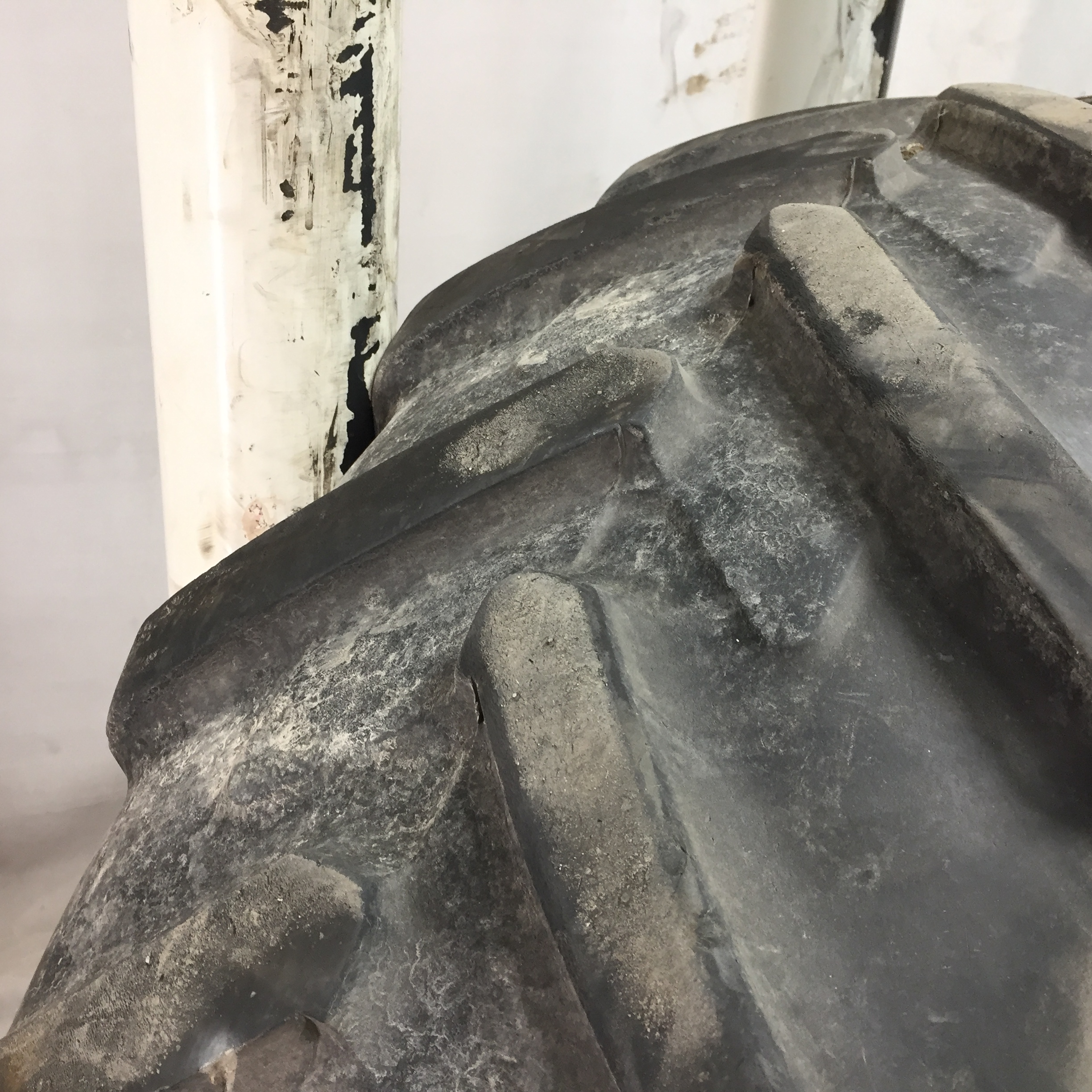 380/80R38 Michelin AgriBib R-1W Tire RT007979