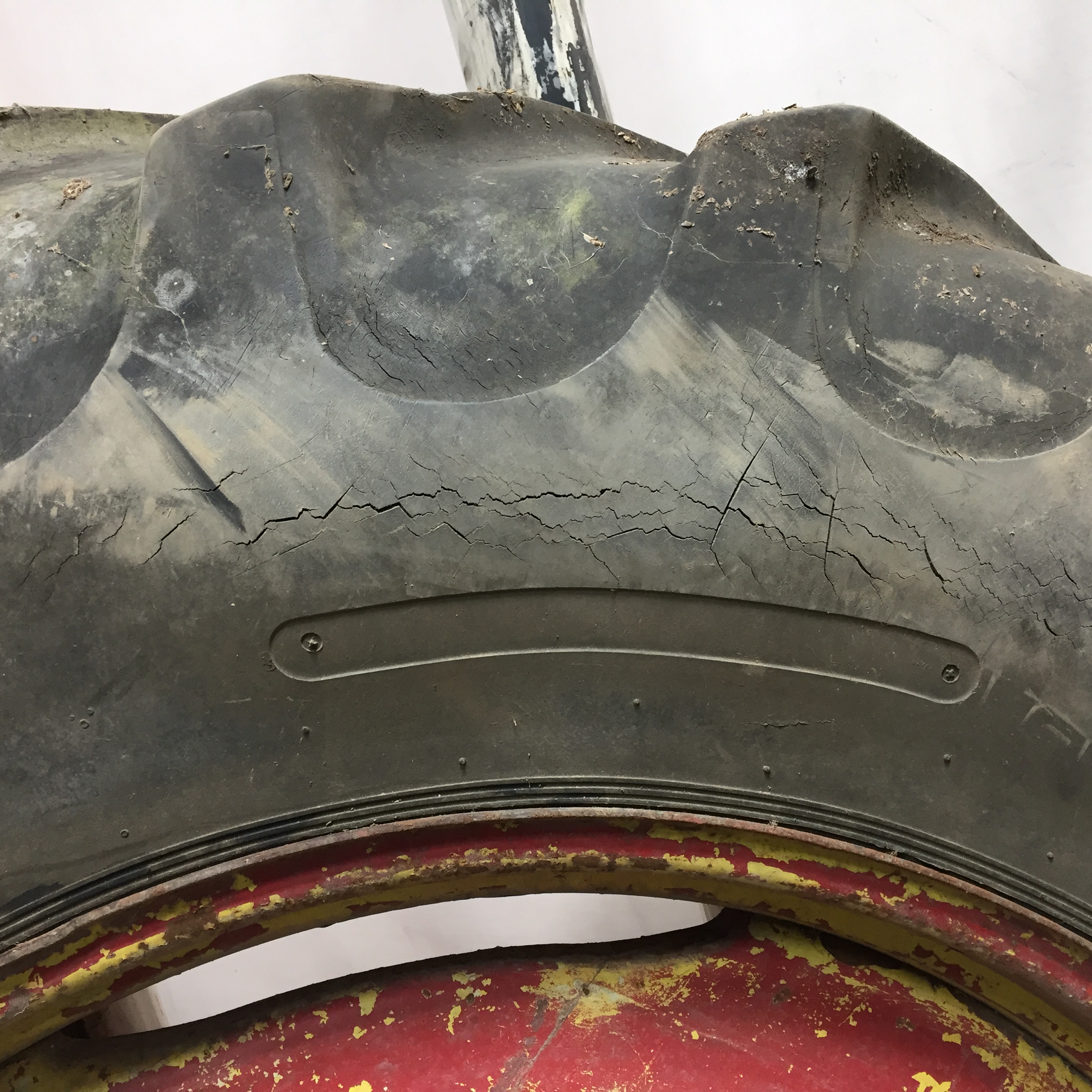 20.8/R38 Coop Argi Radial R-1 Tire RT007985