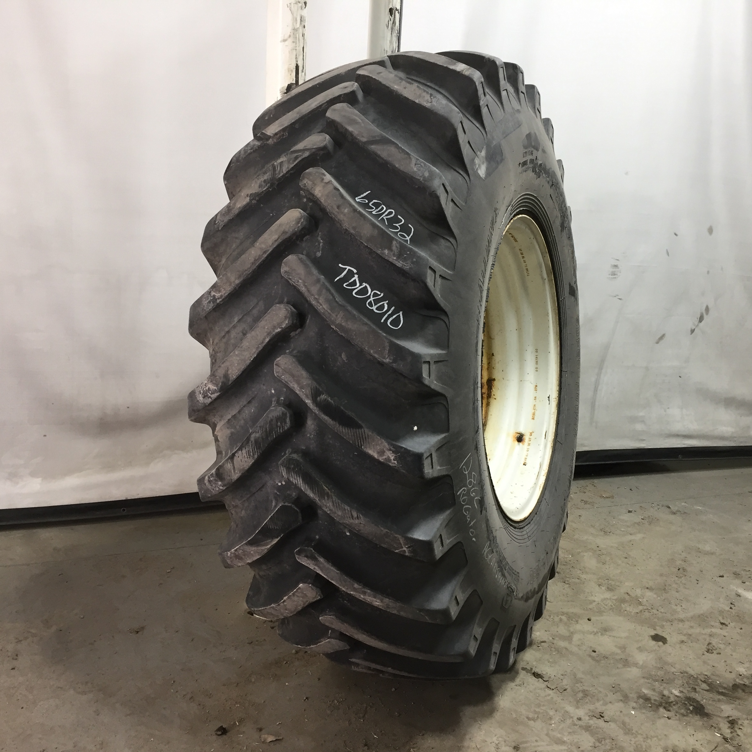 650/75R32 Alliance 360 Super Power Drive R-1+ (R-1C) Tire RT008010